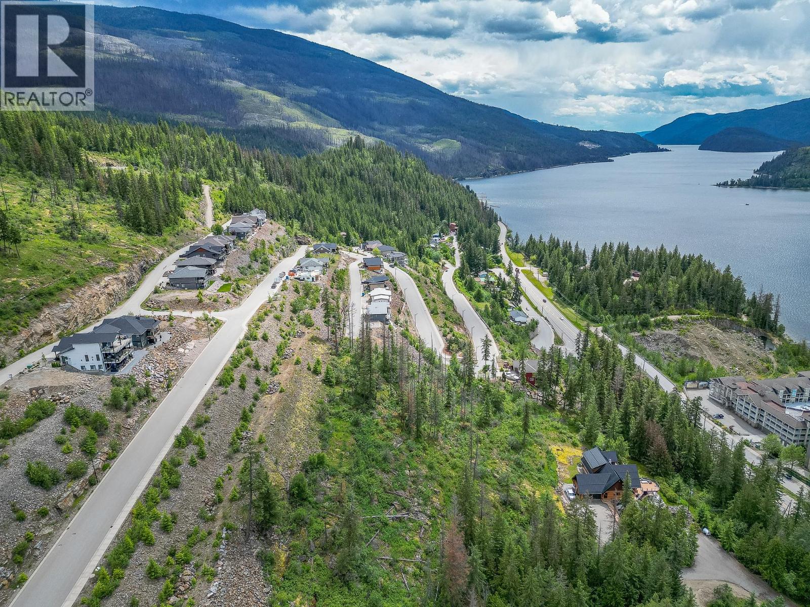 258 Bayview Drive, Sicamous, British Columbia  V0E 2V1 - Photo 5 - 10379098