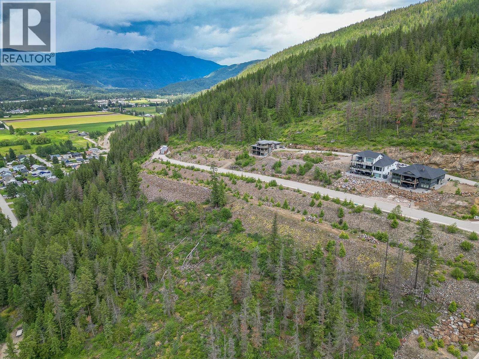 258 Bayview Drive, Sicamous, British Columbia  V0E 2V1 - Photo 8 - 10379098