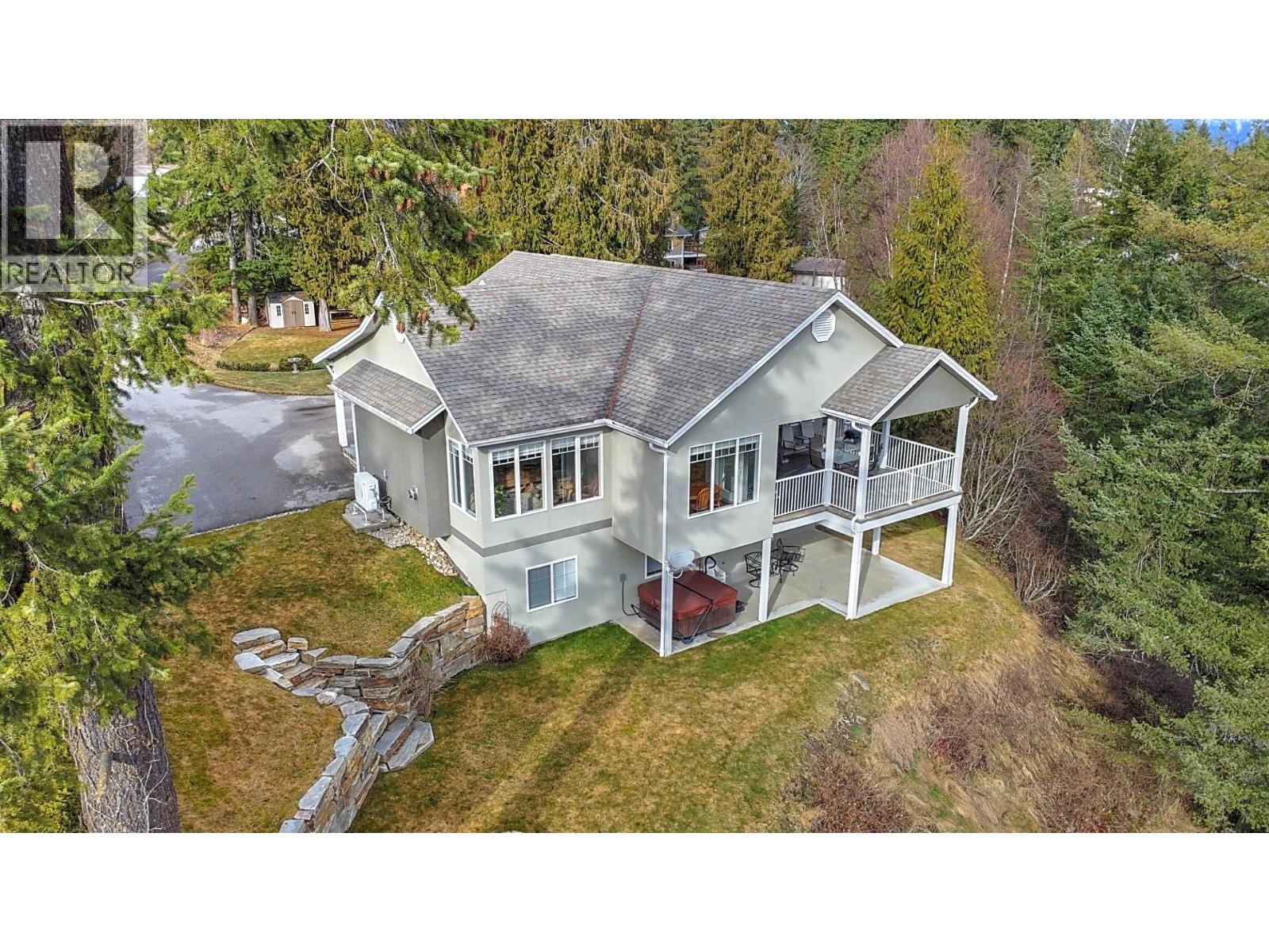 408 Balfour Heights Road, Balfour, British Columbia  V0G 1C0 - Photo 1 - 10379030