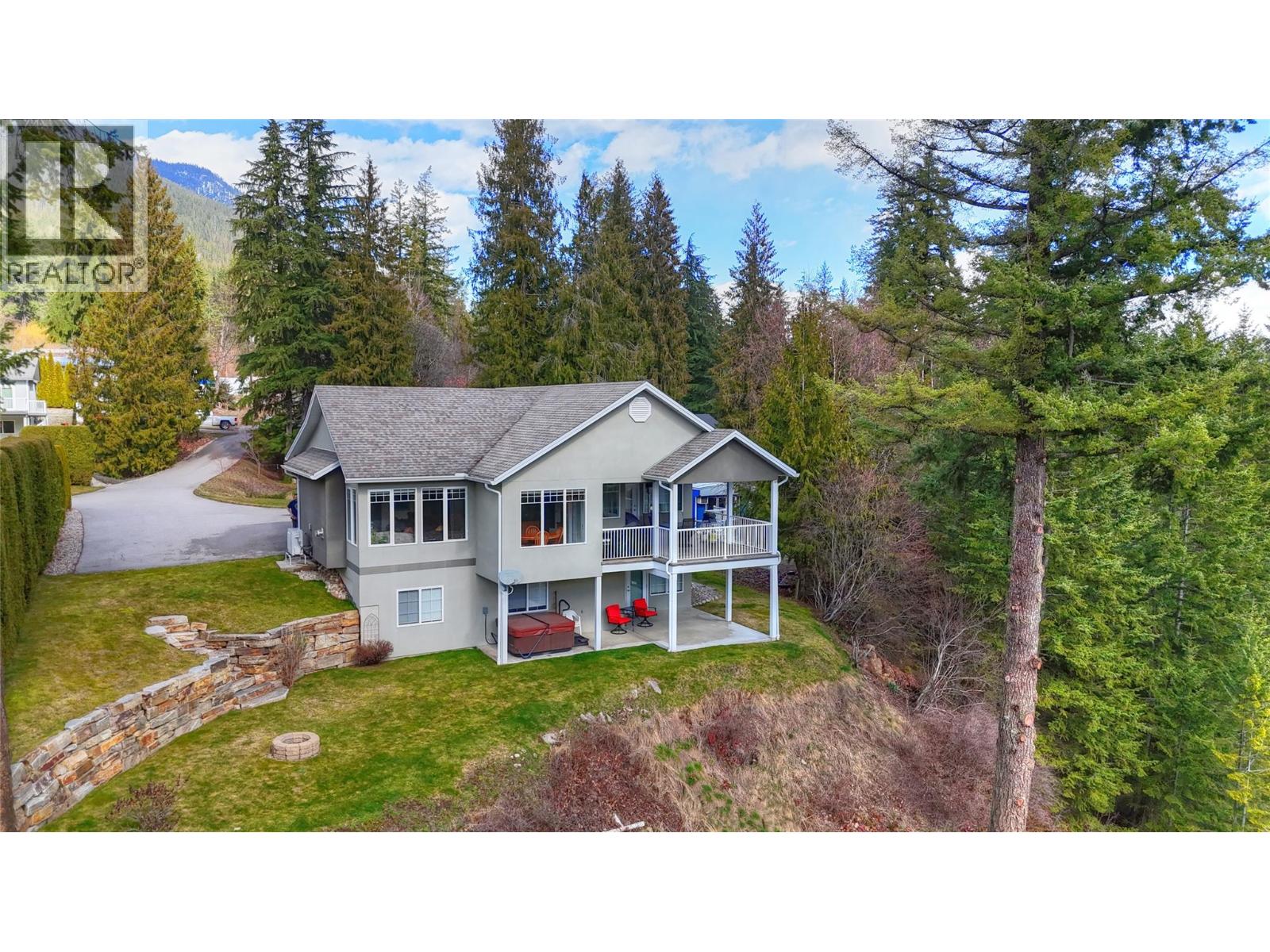 408 Balfour Heights Road, Balfour, British Columbia  V0G 1C0 - Photo 12 - 10379030