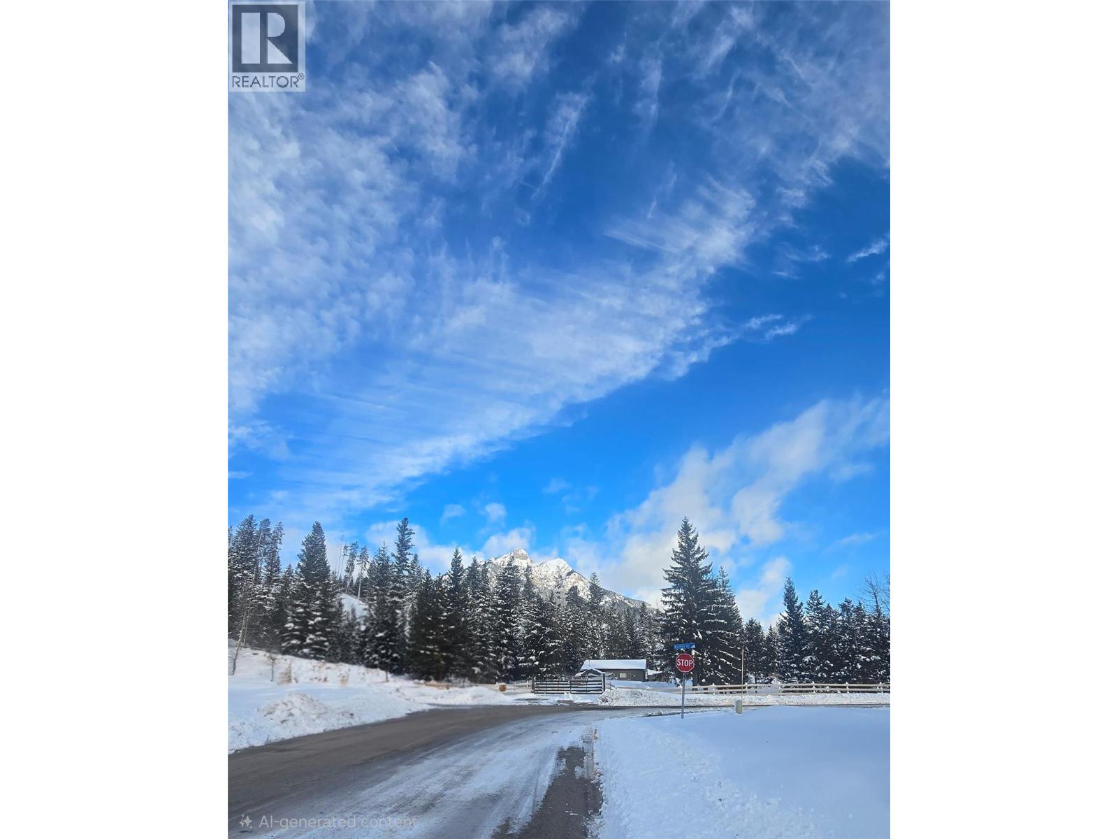 55 Dawson Crescent, Elkford, British Columbia  V0B 1H0 - Photo 2 - 10378774