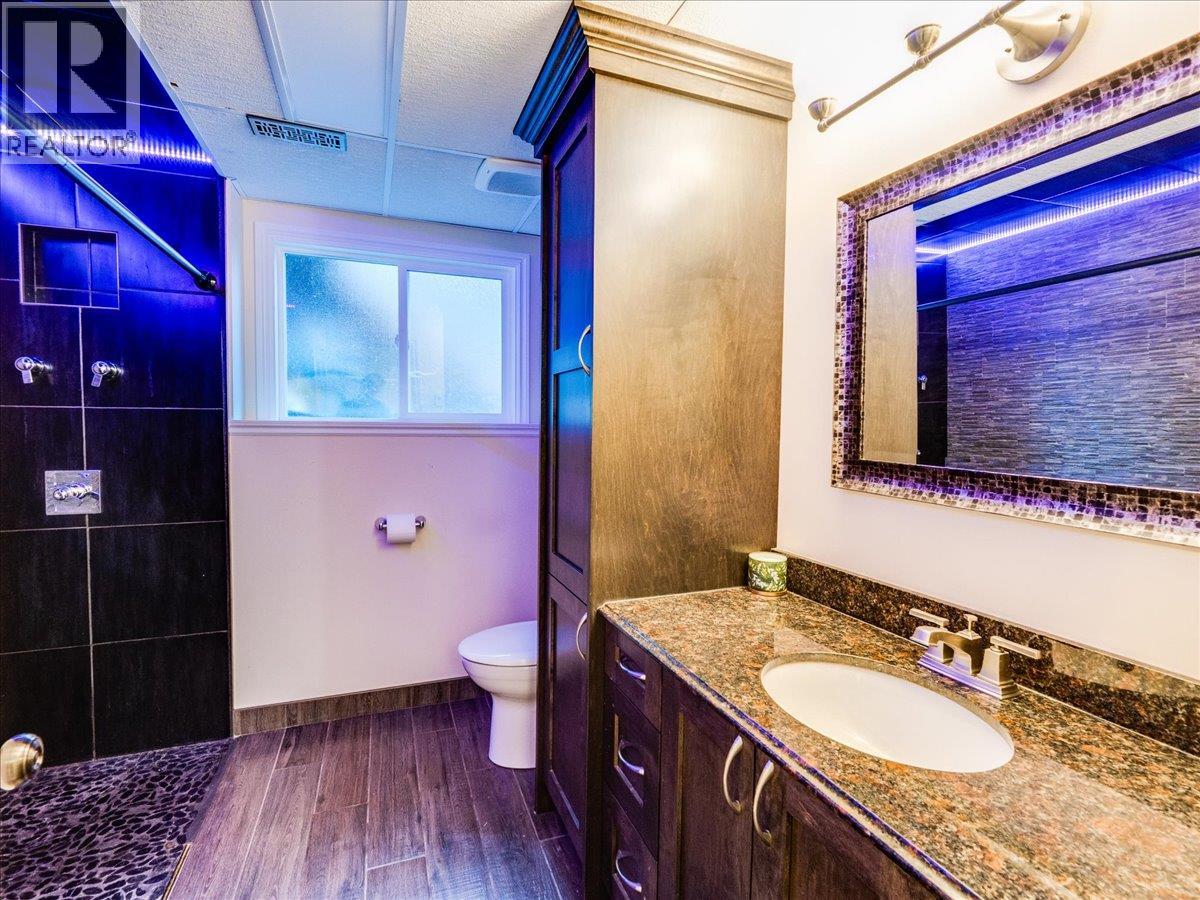 1441 Meadowbrook Drive, Castlegar, British Columbia  V1L 3L9 - Photo 21 - 10379115