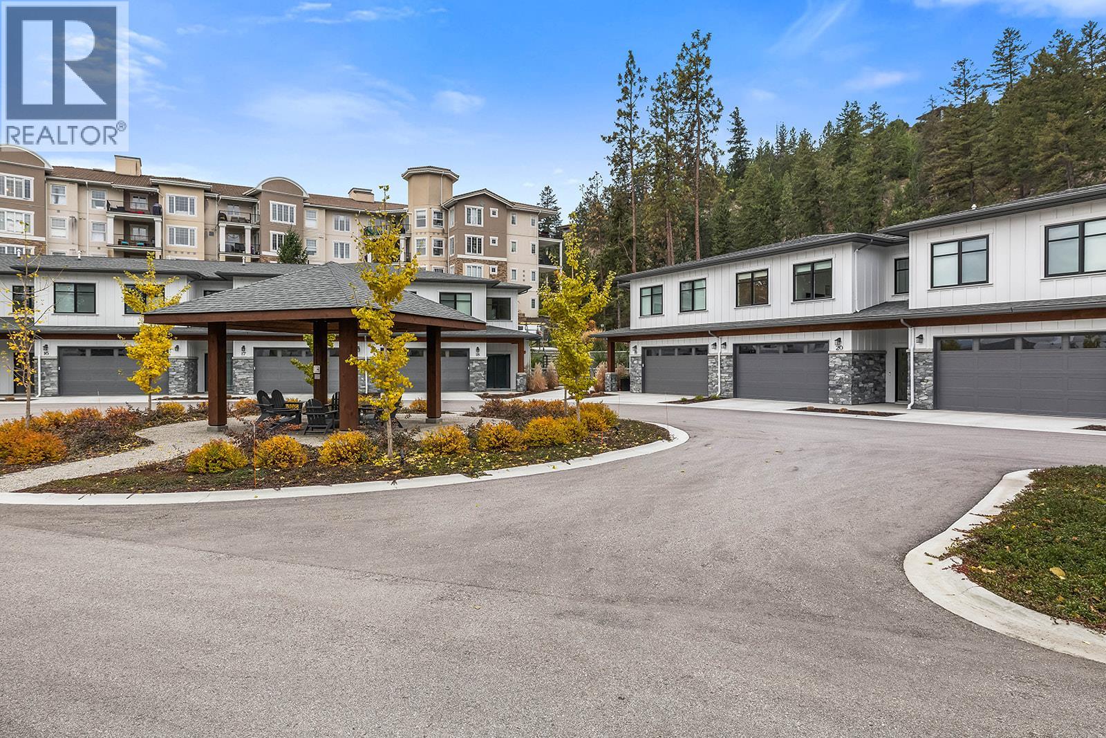 1979 Country Club Drive Unit# 12, Kelowna, British Columbia  V1V 0H6 - Photo 35 - 10379074
