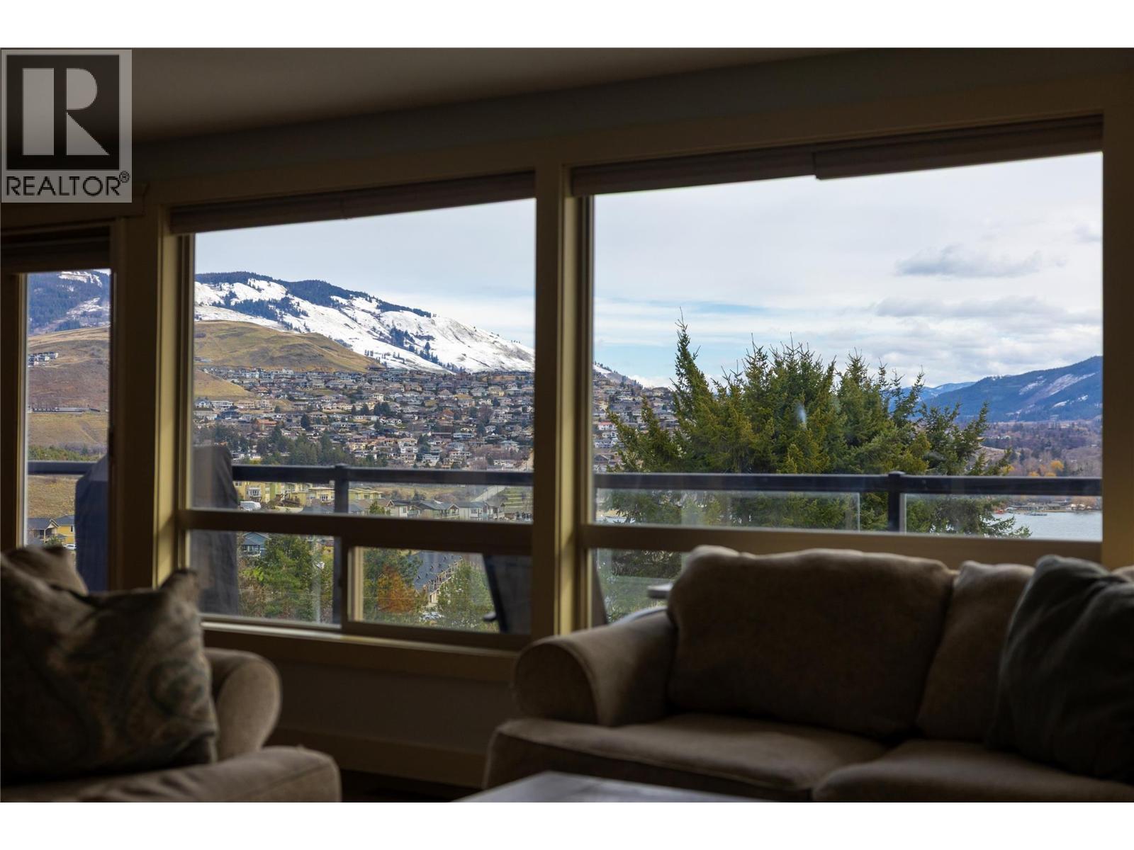 8705 Kalview Drive, Coldstream, British Columbia  V1B 1X2 - Photo 13 - 10378523