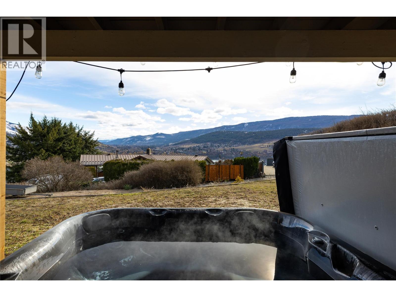 8705 Kalview Drive, Coldstream, British Columbia  V1B 1X2 - Photo 41 - 10378523