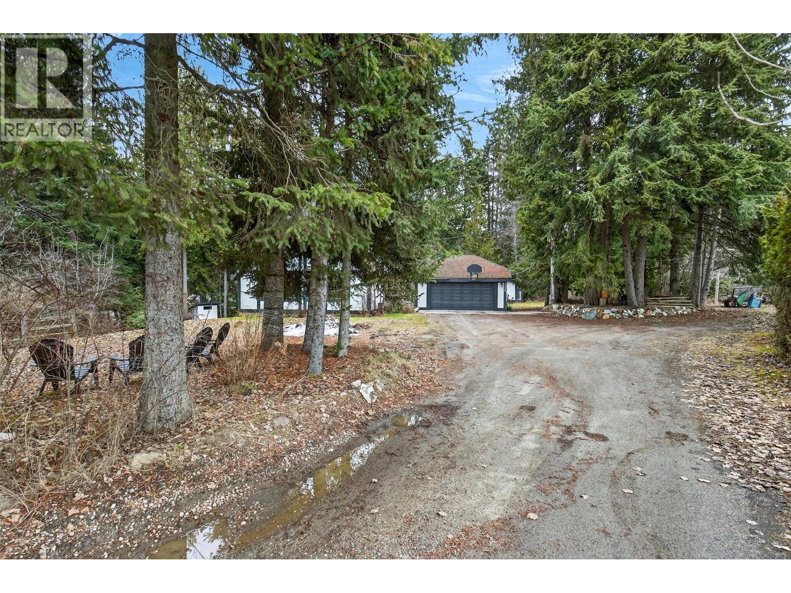 3025 Camozzi Road, Revelstoke, British Columbia  V0E 2S3 - Photo 42 - 10379149