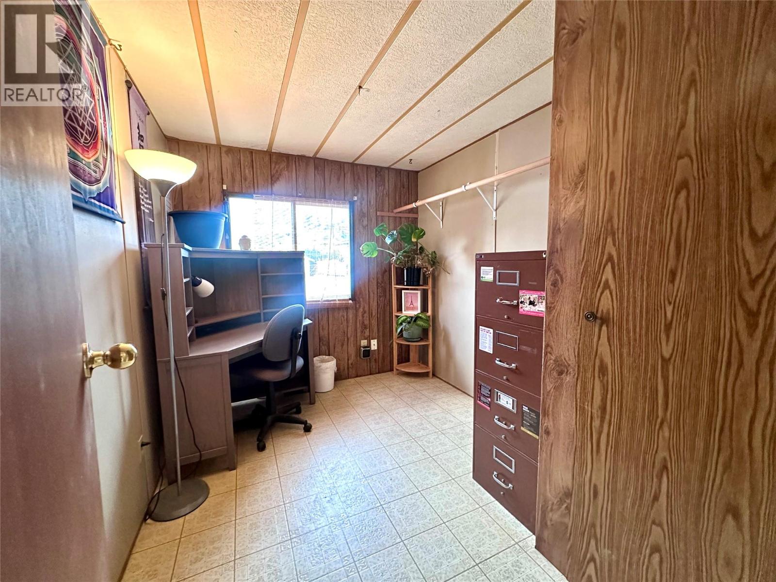 1040 Wild Orchard Lane, Castlegar, British Columbia  V1N 4L1 - Photo 17 - 10379153