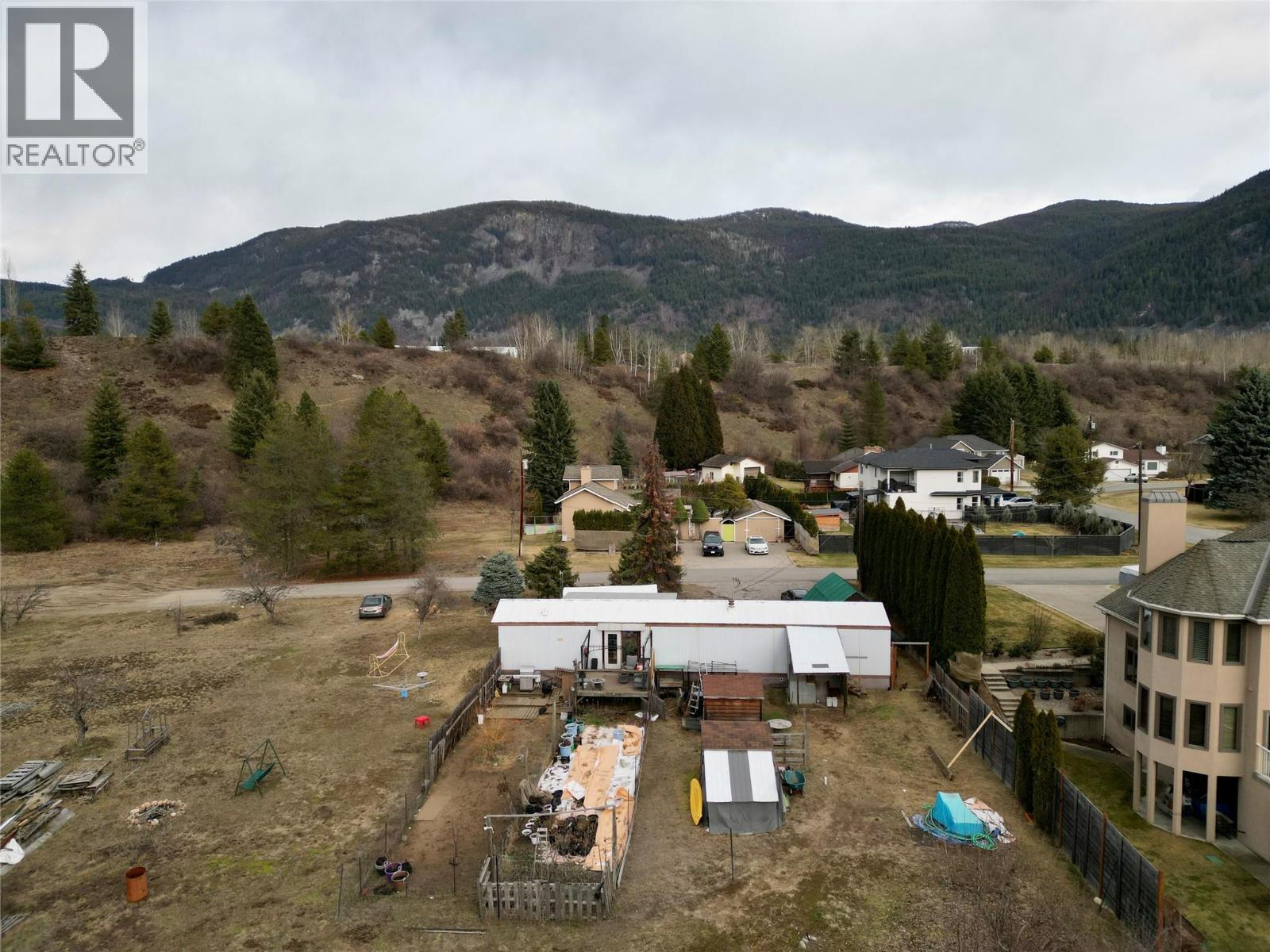 1040 Wild Orchard Lane, Castlegar, British Columbia  V1N 4L1 - Photo 29 - 10379153