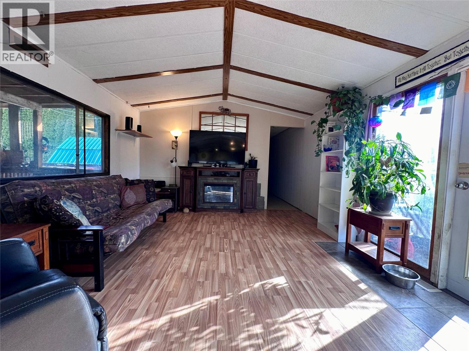 1040 Wild Orchard Lane, Castlegar, British Columbia  V1N 4L1 - Photo 38 - 10379153
