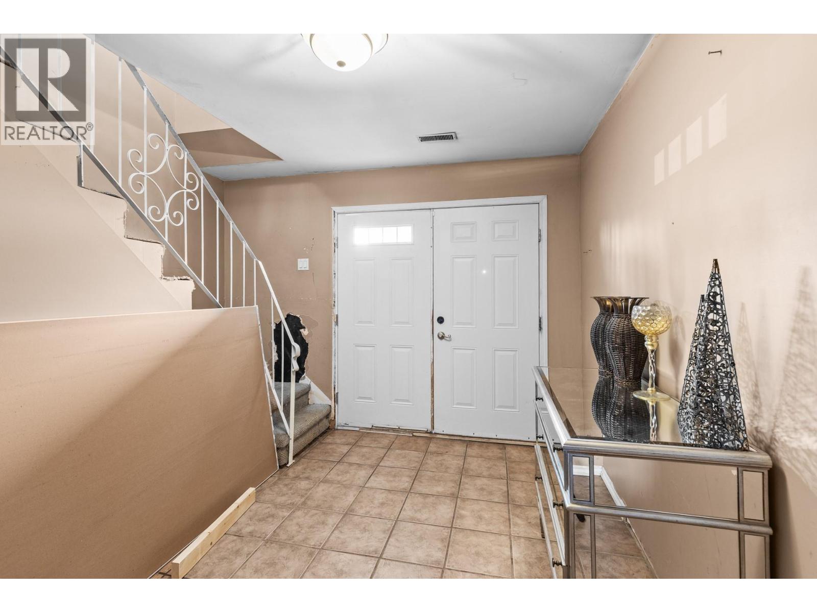 455 Dougall Road S, Kelowna, British Columbia  V1X 3J9 - Photo 28 - 10379143