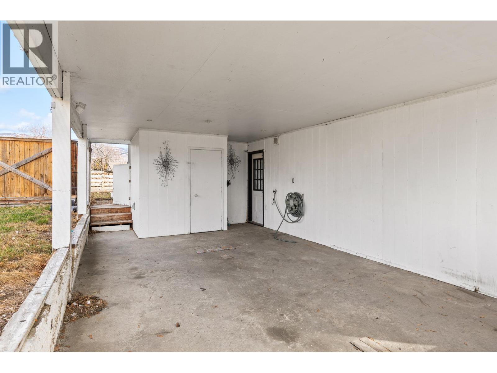 455 Dougall Road S, Kelowna, British Columbia  V1X 3J9 - Photo 7 - 10379143