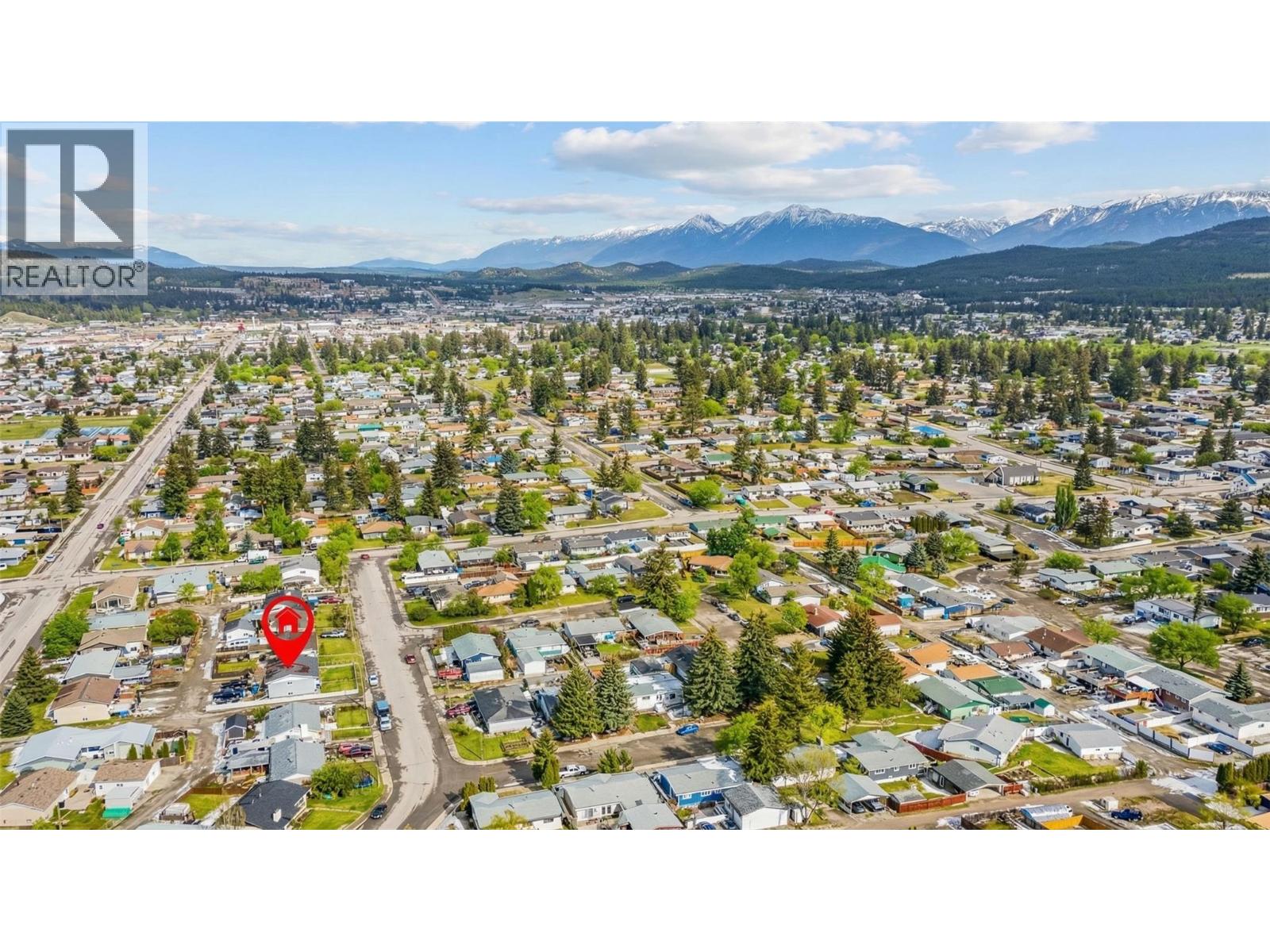 1121 8 Avenue S, Cranbrook, British Columbia  V1C 5J6 - Photo 5 - 10378987