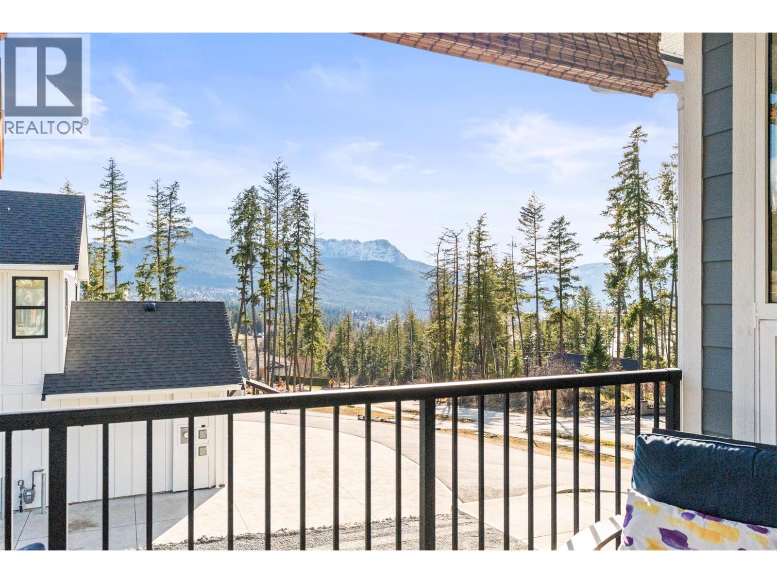 3200 20 Street Ne, Salmon Arm, British Columbia  V1E 2G9 - Photo 33 - 10378620