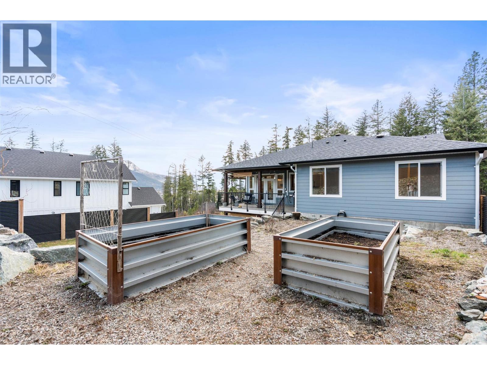 3200 20 Street Ne, Salmon Arm, British Columbia  V1E 2G9 - Photo 68 - 10378620