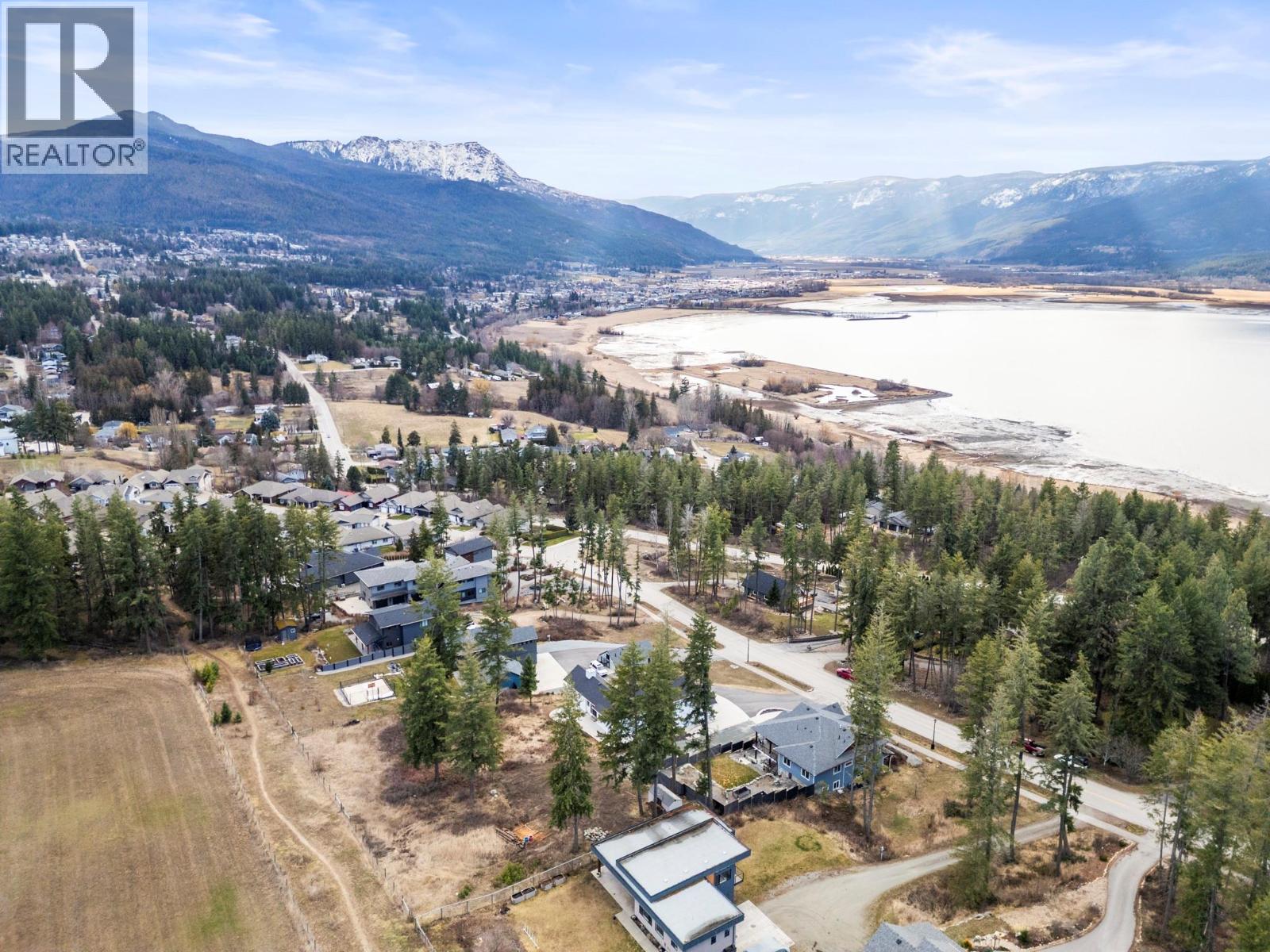 3200 20 Street Ne, Salmon Arm, British Columbia  V1E 2G9 - Photo 92 - 10378620