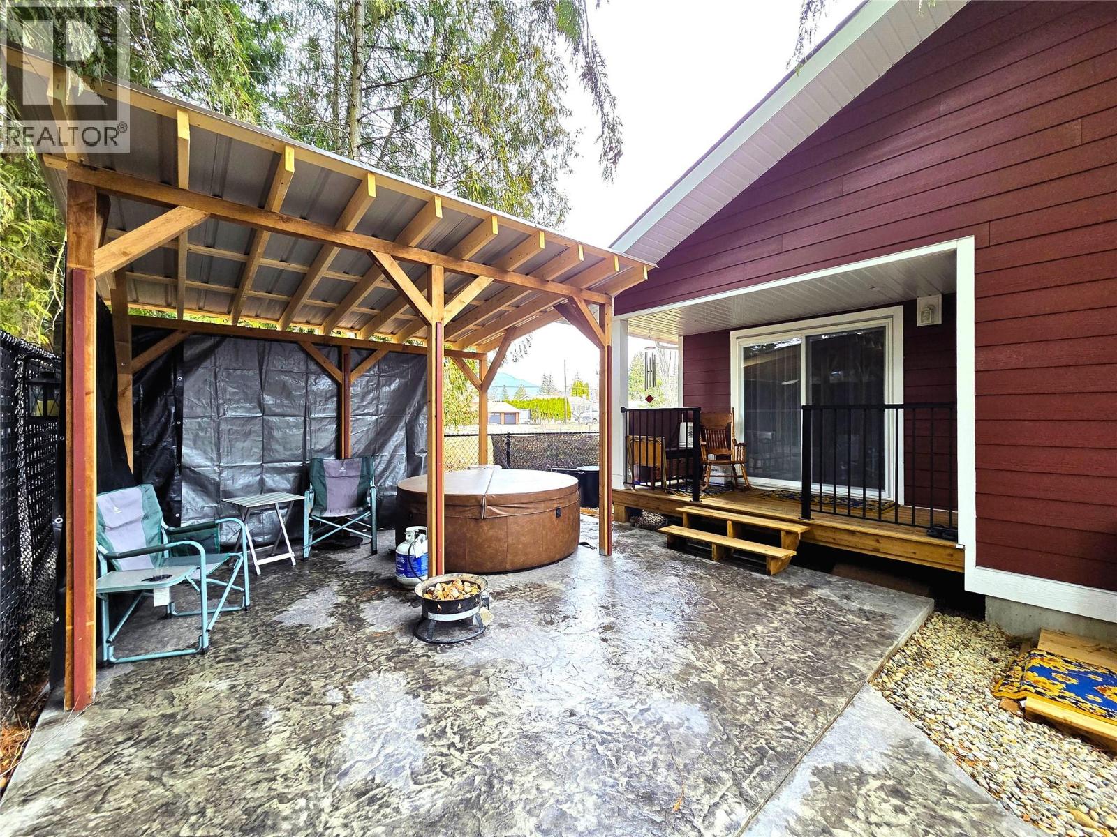 1134 Hawthorn Row, Sicamous, British Columbia  V0E 2V0 - Photo 21 - 10378000