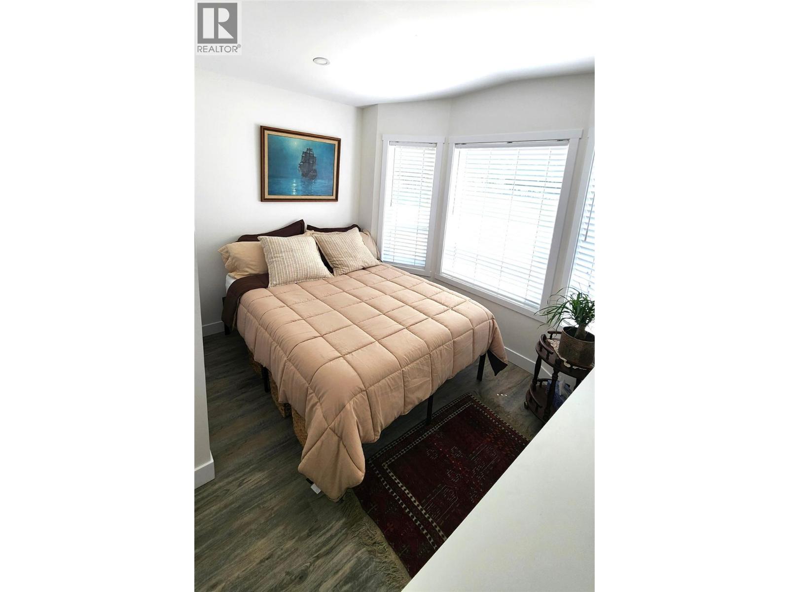 1134 Hawthorn Row, Sicamous, British Columbia  V0E 2V0 - Photo 9 - 10378000