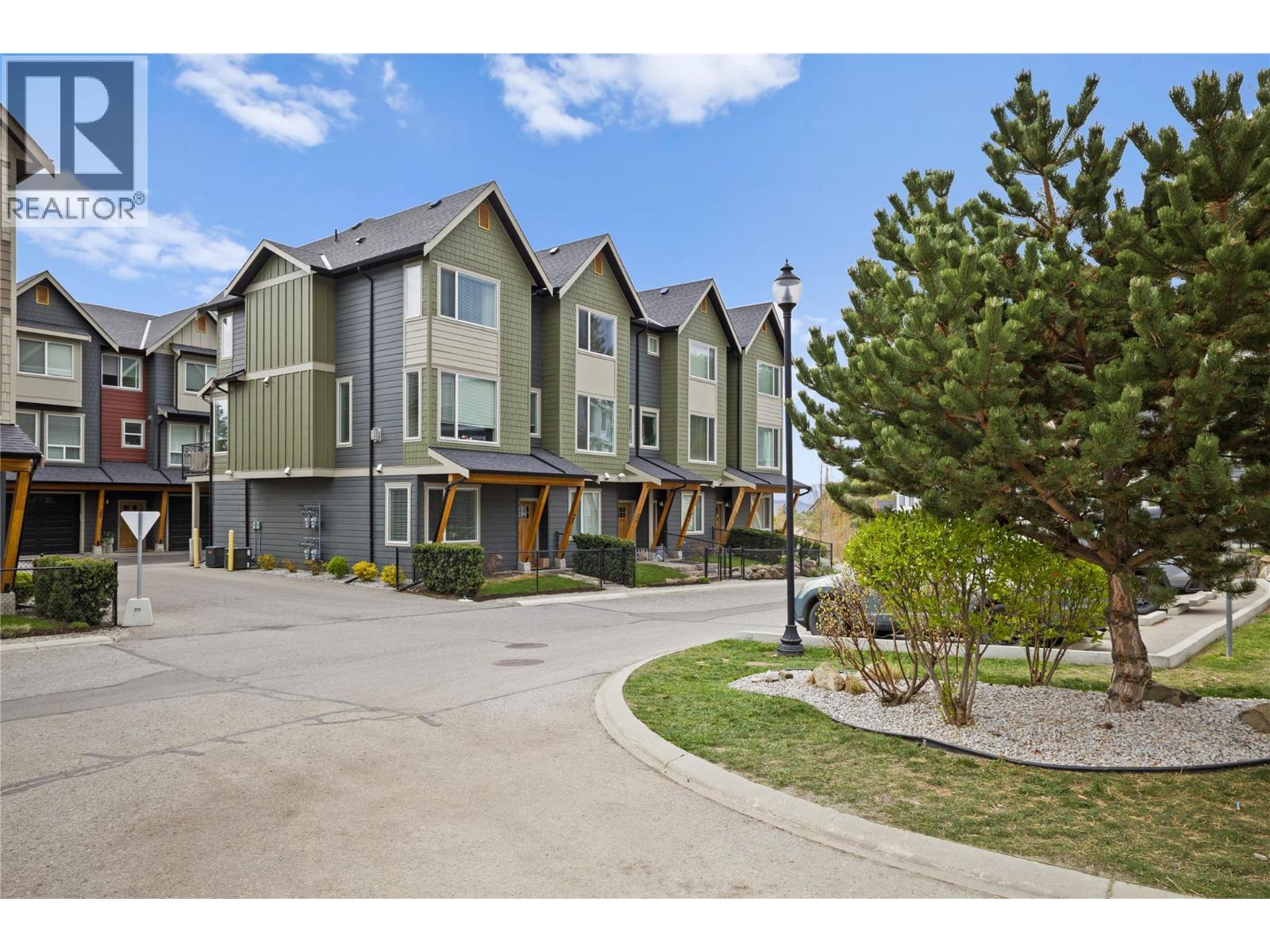 2490 Tuscany Drive Unit# 24, West Kelowna, British Columbia  V4T 3M4 - Photo 37 - 10376934