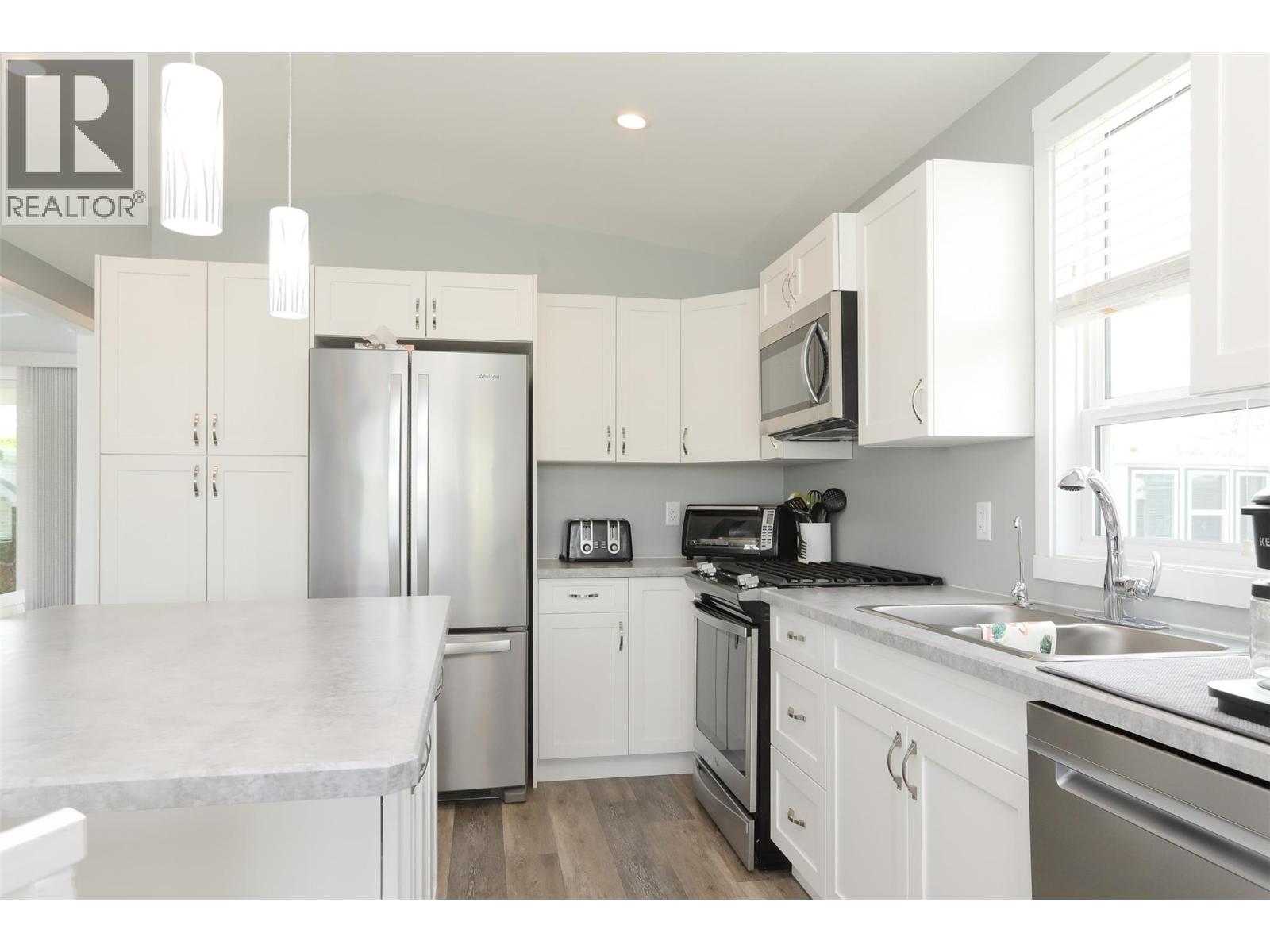 415 Commonwealth Road Unit# 291, Kelowna, British Columbia  V1V 1P4 - Photo 2 - 10379138
