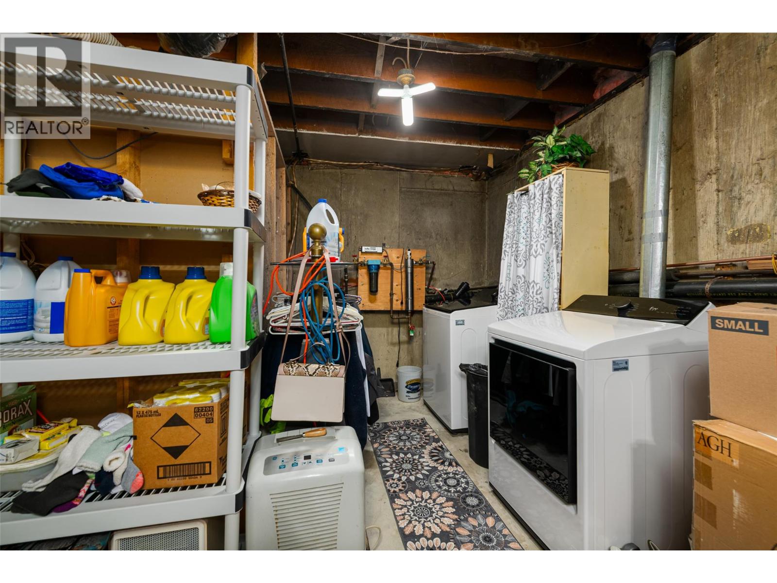 9005 3 & 95 Highway, Yahk, British Columbia  V0B 2P0 - Photo 20 - 10379140