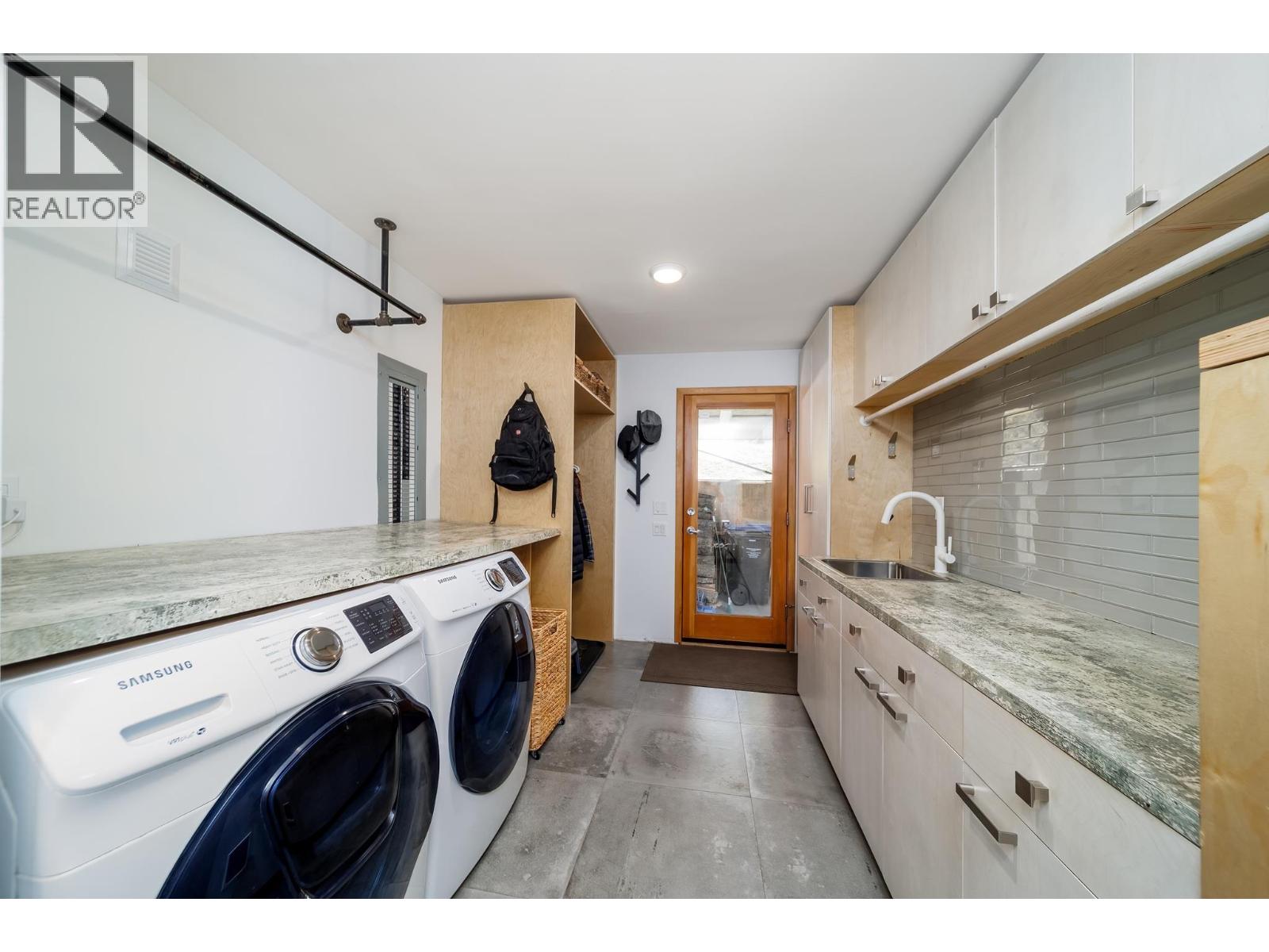 16355 Barkley Road, Lake Country, British Columbia  V4V 1B4 - Photo 43 - 10379102