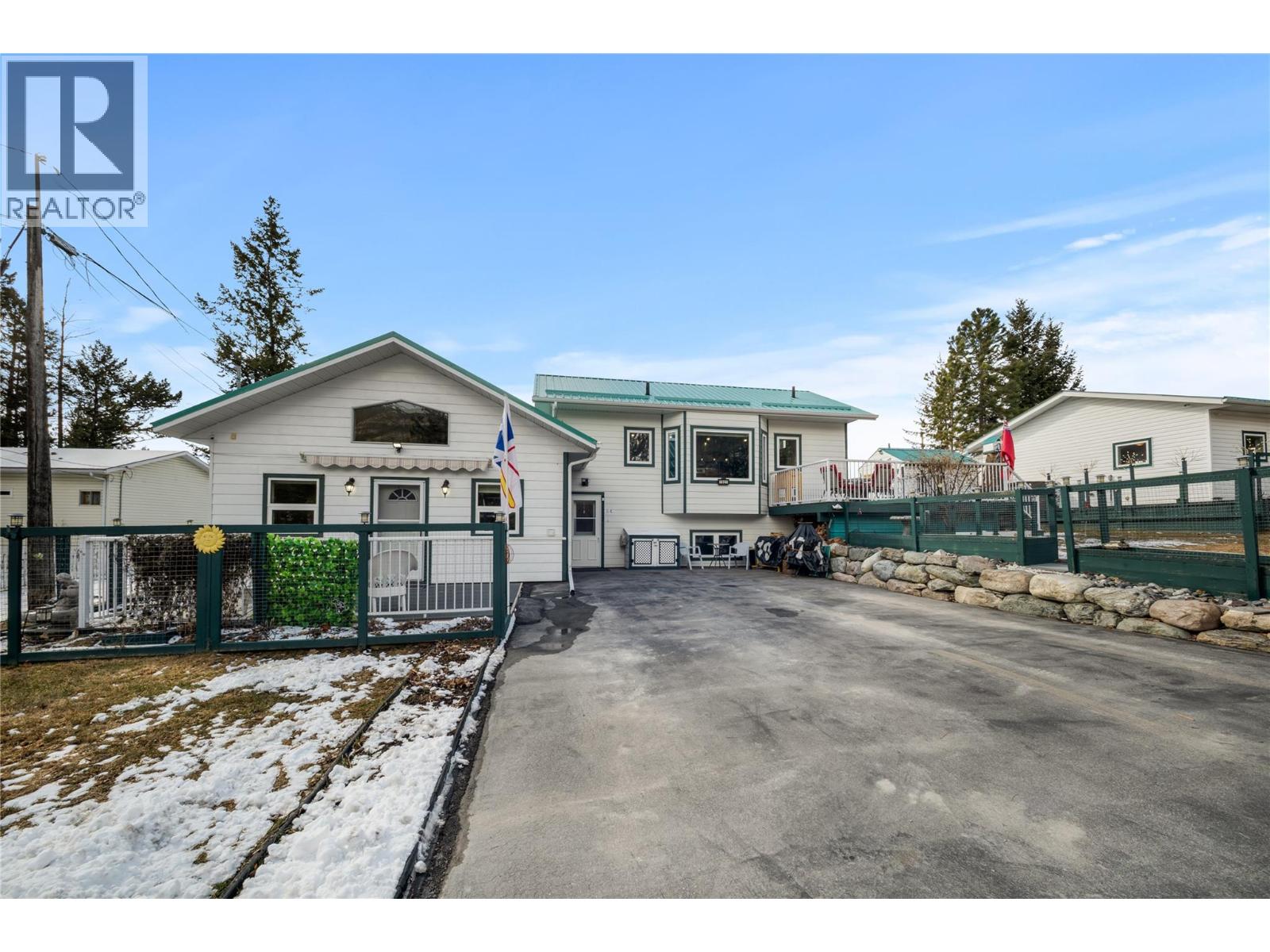 7527 Park Drive West, Radium Hot Springs, British Columbia  V0A 1M0 - Photo 31 - 10378971