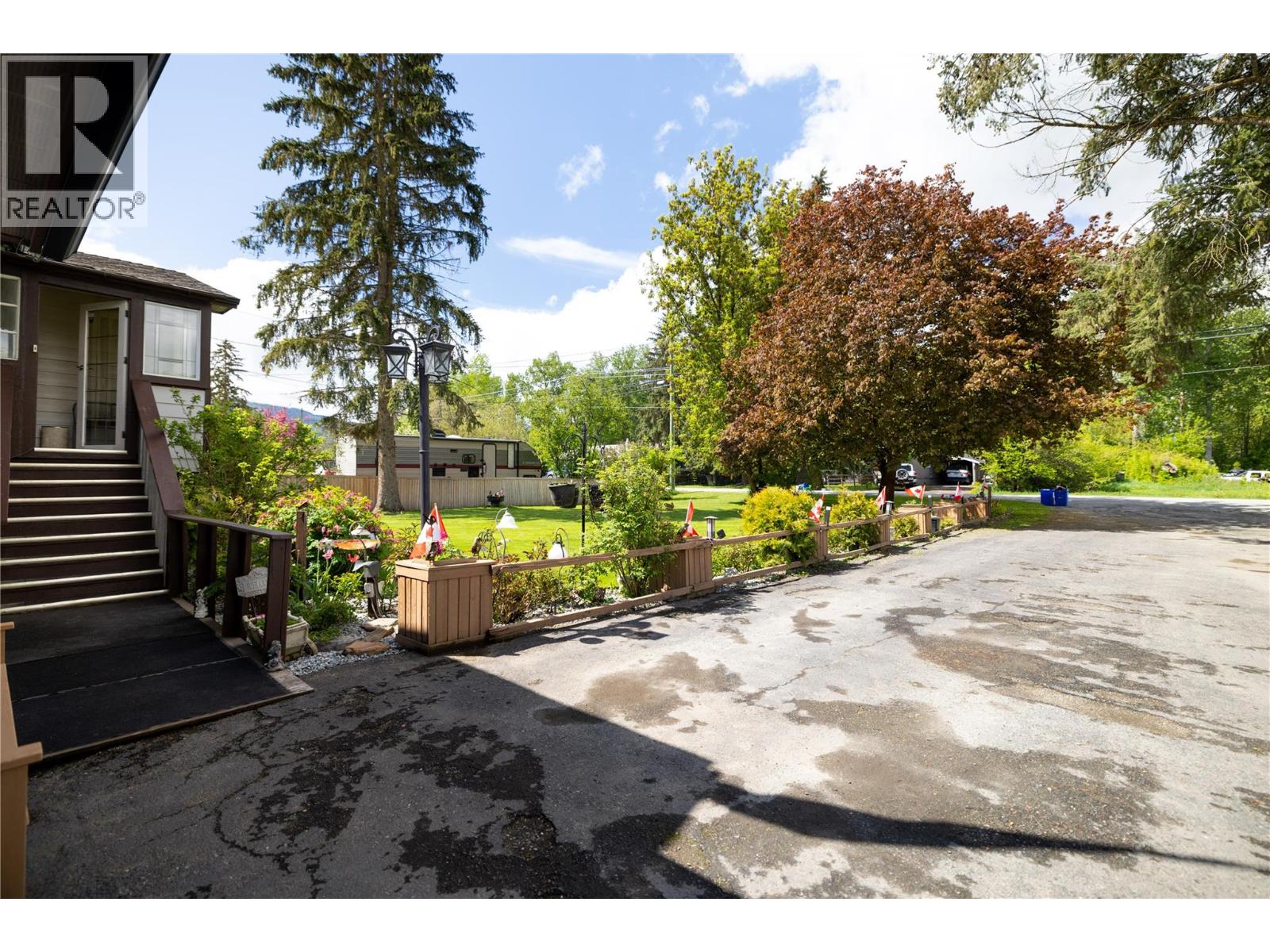 170 Whitevale Road, Lumby, British Columbia  V0E 2G7 - Photo 43 - 10378886