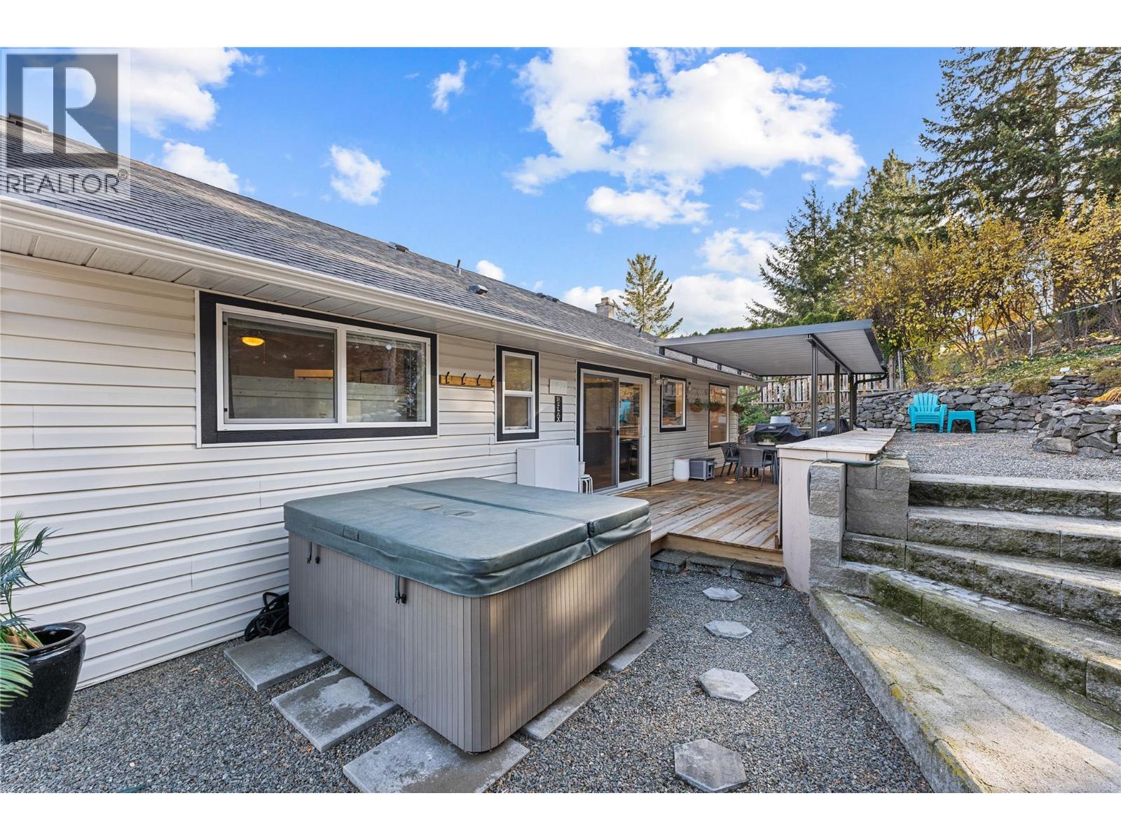 3380 Mciver Road, West Kelowna, British Columbia  V4T 1H7 - Photo 33 - 10378726