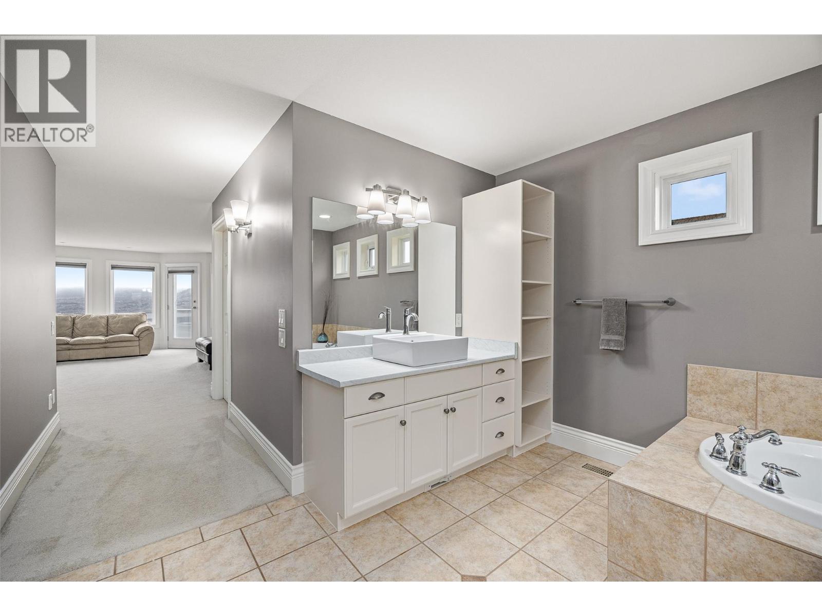 374 Quilchena Drive, Kelowna, British Columbia  V1W 4W4 - Photo 32 - 10379015