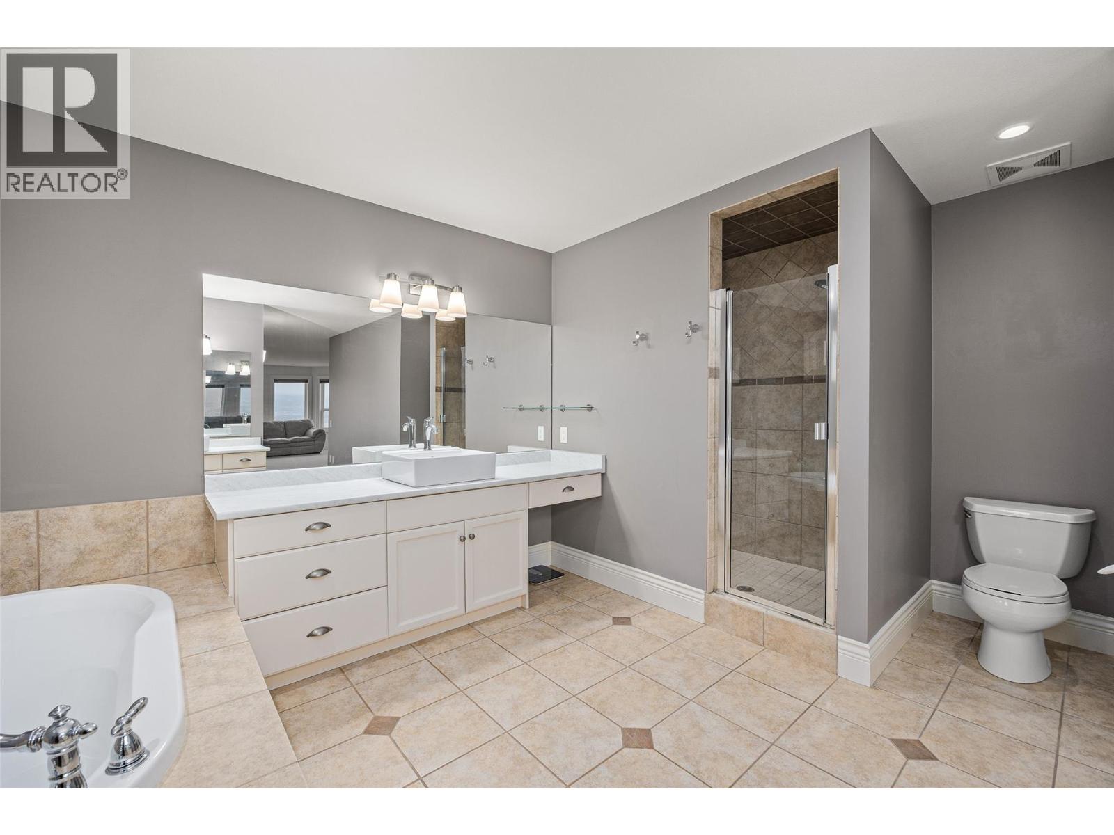 374 Quilchena Drive, Kelowna, British Columbia  V1W 4W4 - Photo 33 - 10379015