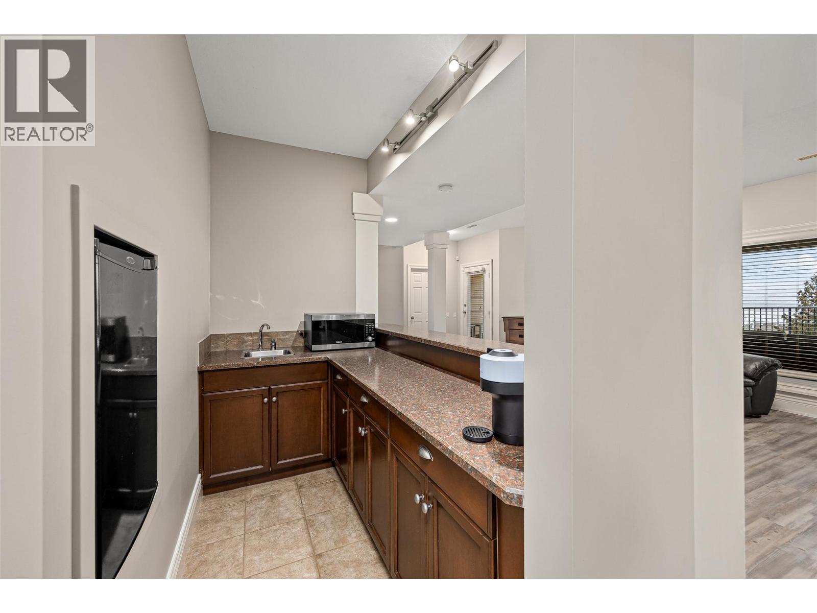 374 Quilchena Drive, Kelowna, British Columbia  V1W 4W4 - Photo 47 - 10379015