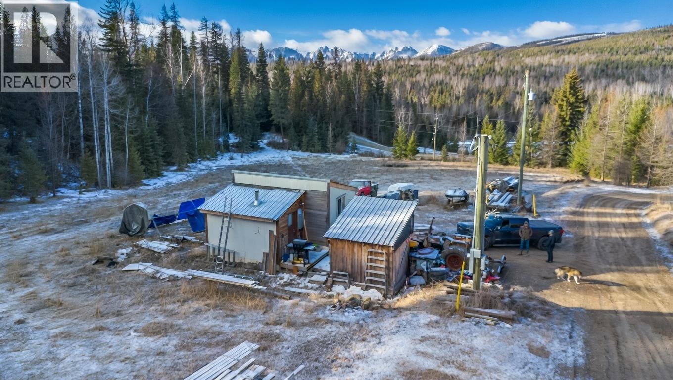 2301 Trinity Valley Road, Lumby, British Columbia  V0E 2G4 - Photo 14 - 10378610