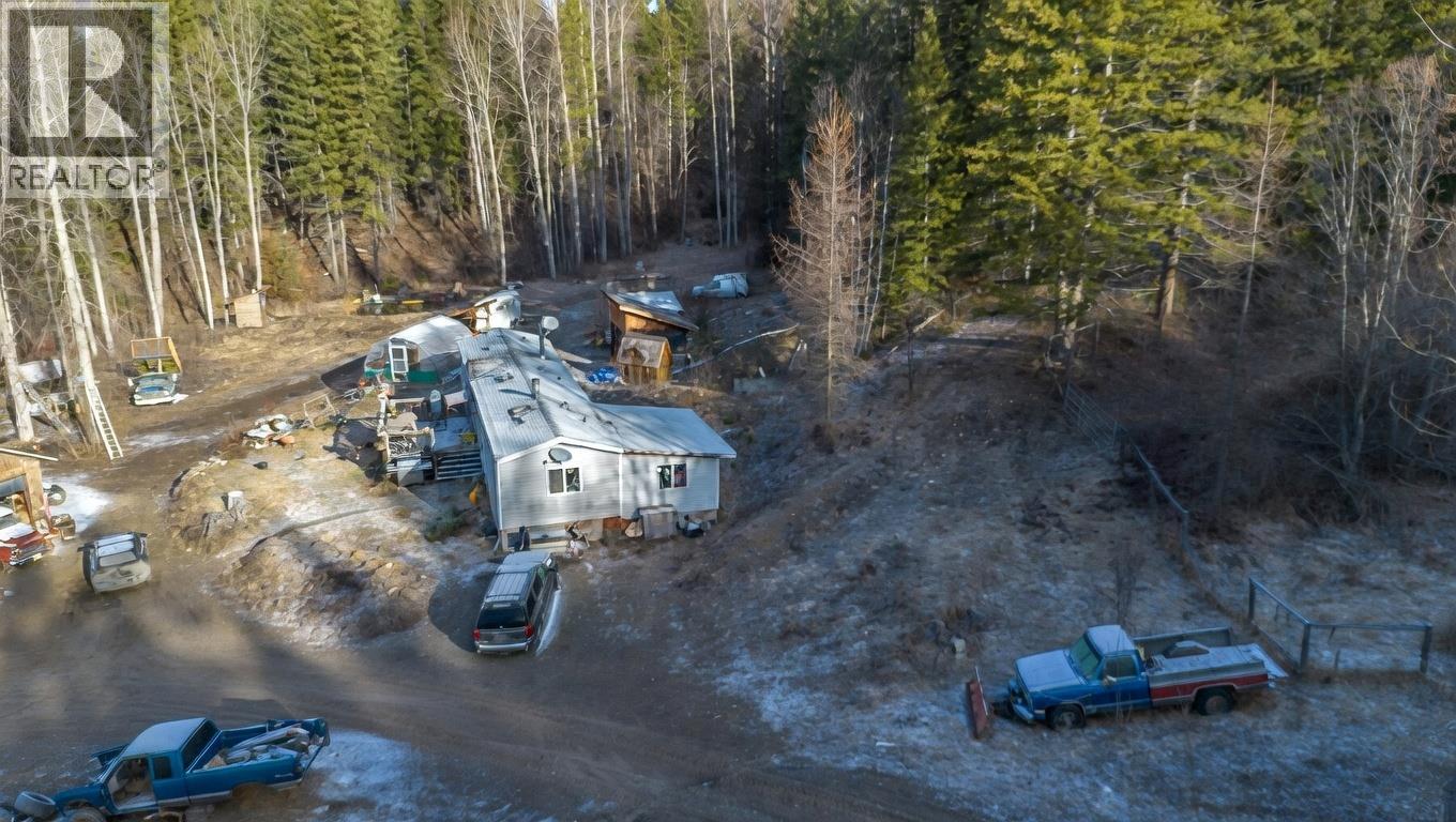 2301 Trinity Valley Road, Lumby, British Columbia  V0E 2G4 - Photo 15 - 10378610