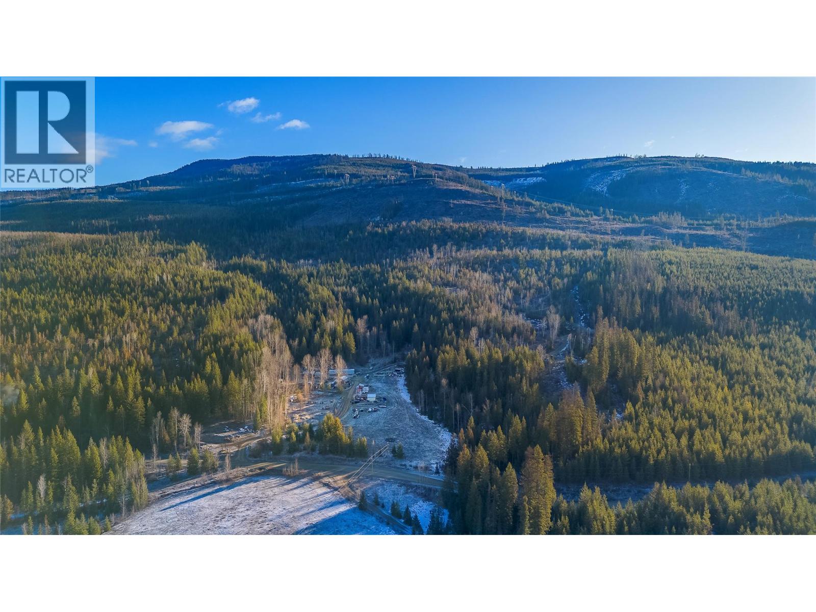 2301 Trinity Valley Road, Lumby, British Columbia  V0E 2G4 - Photo 3 - 10378610