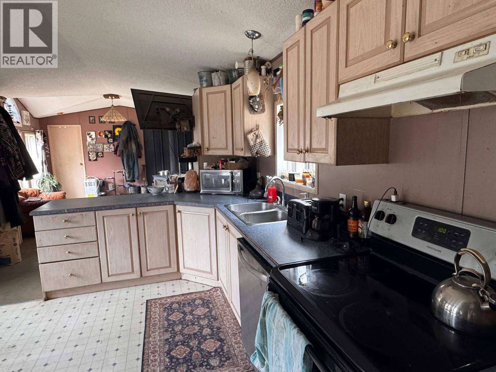 2301 Trinity Valley Road, Lumby, British Columbia  V0E 2G4 - Photo 34 - 10378610