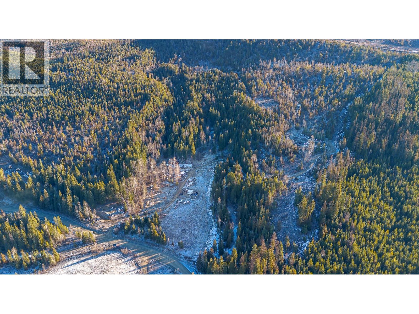 2301 Trinity Valley Road, Lumby, British Columbia  V0E 2G4 - Photo 4 - 10378610
