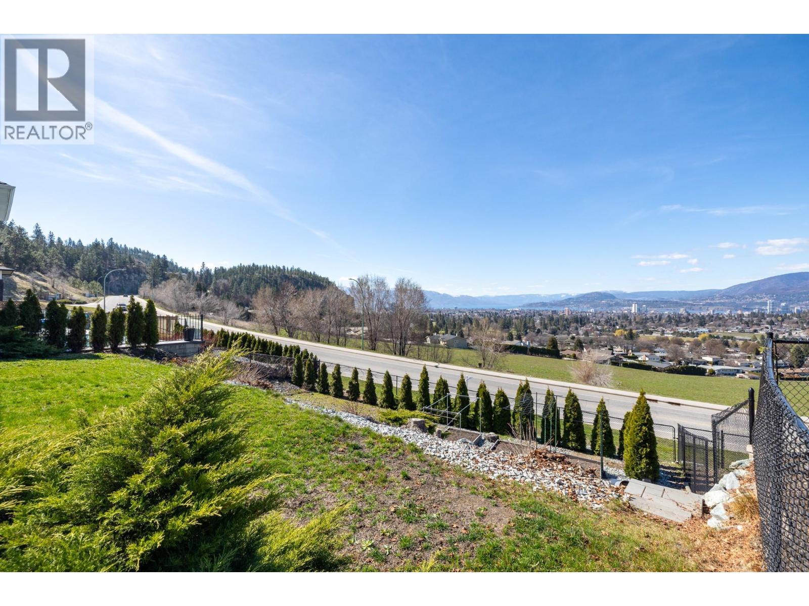 766 Denali Drive, Kelowna, British Columbia  V1V 2T4 - Photo 23 - 10378037