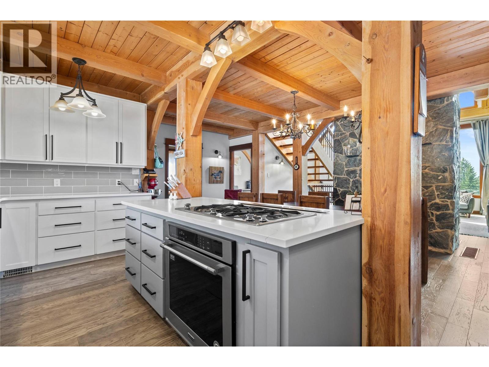 1403 Notch Hill Road, Sorrento, British Columbia  V0E 2W1 - Photo 11 - 10378768