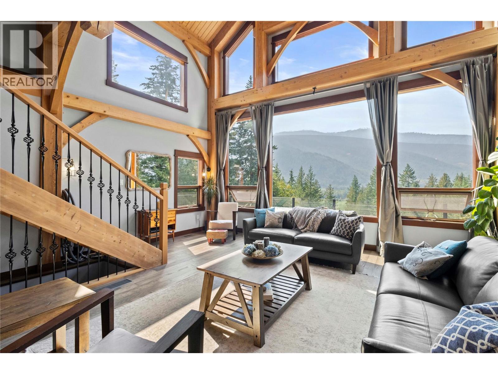 1403 Notch Hill Road, Sorrento, British Columbia  V0E 2W1 - Photo 14 - 10378768