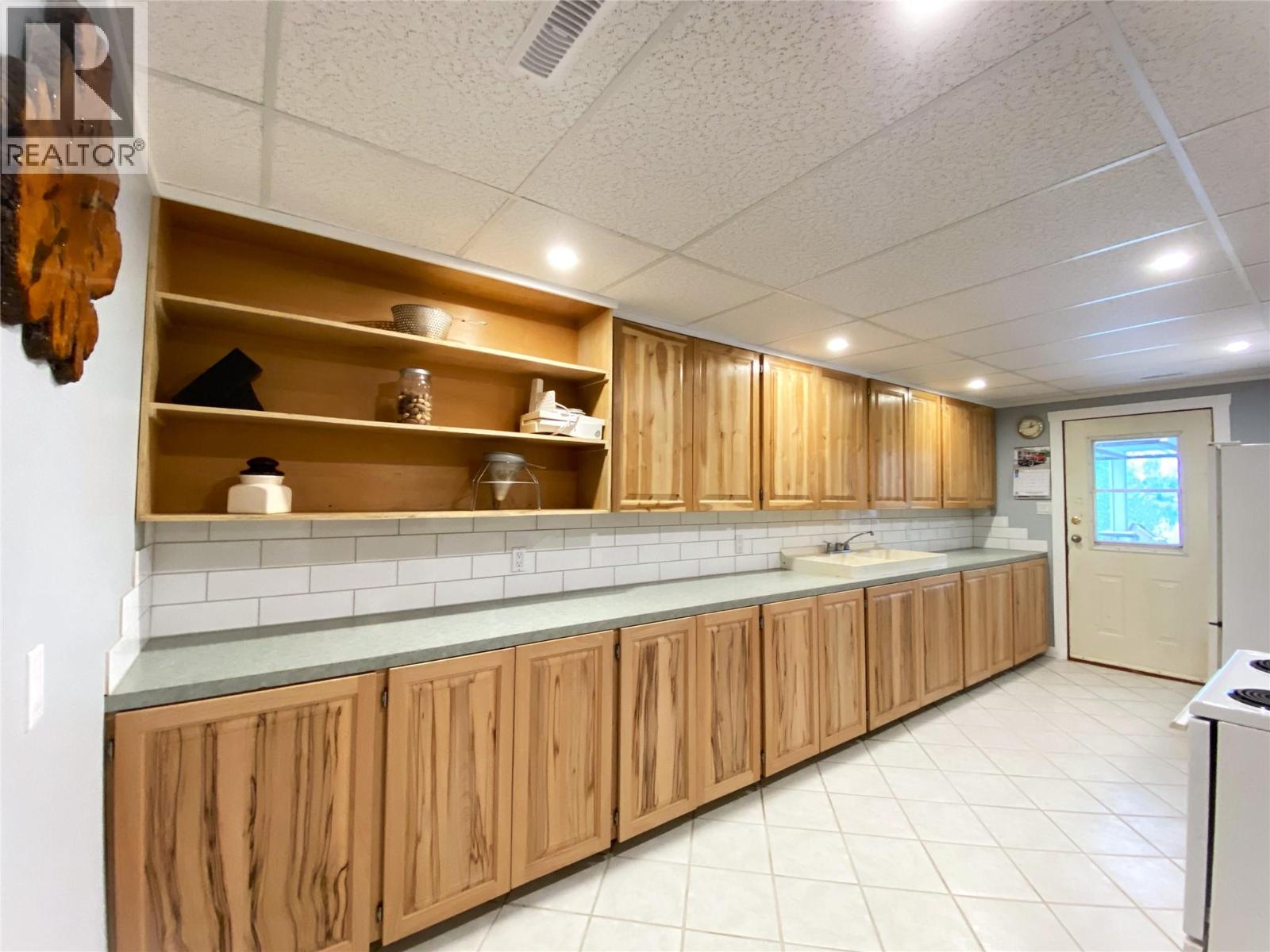 1403 Notch Hill Road, Sorrento, British Columbia  V0E 2W1 - Photo 47 - 10378768