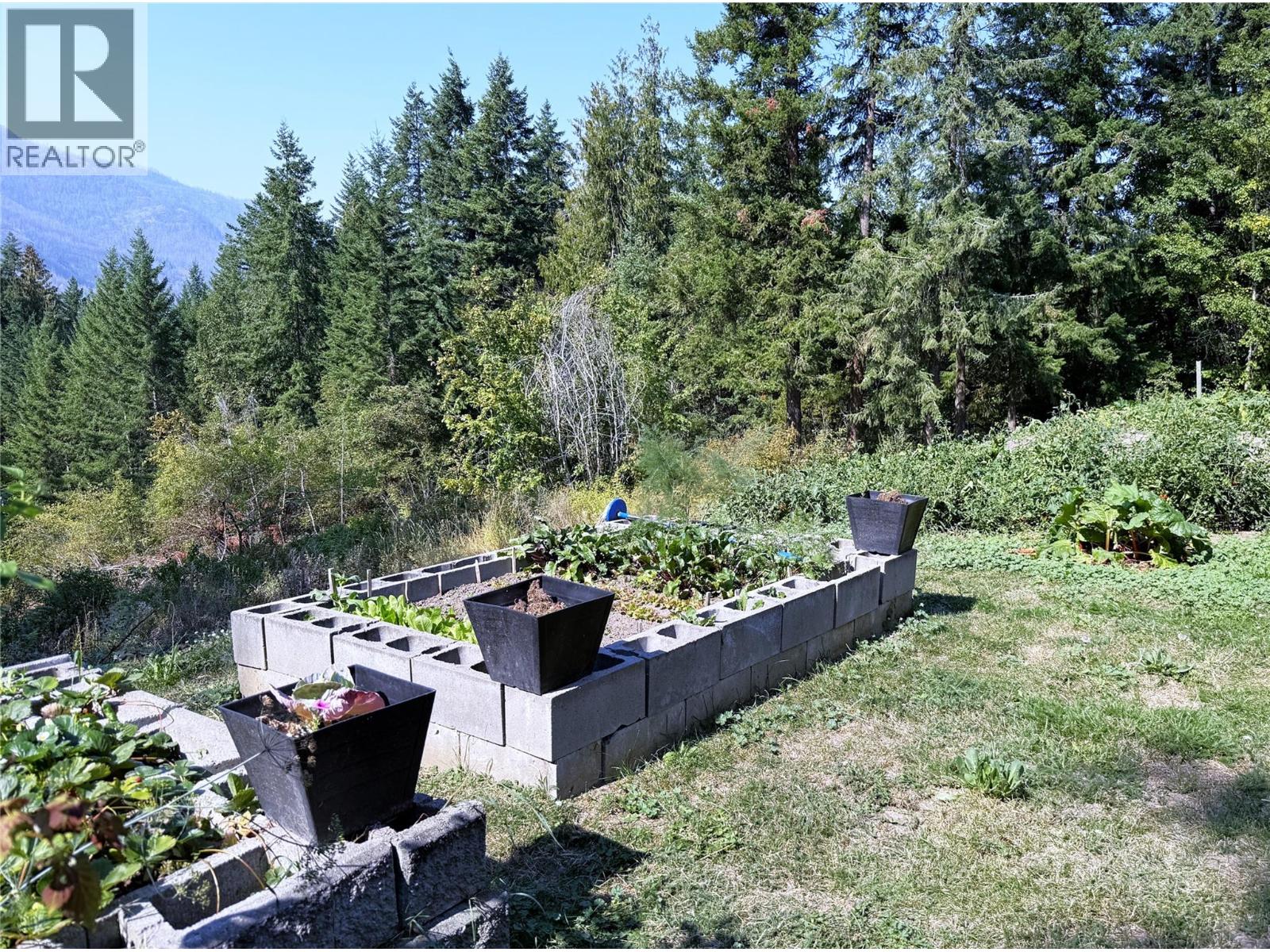 1403 Notch Hill Road, Sorrento, British Columbia  V0E 2W1 - Photo 57 - 10378768