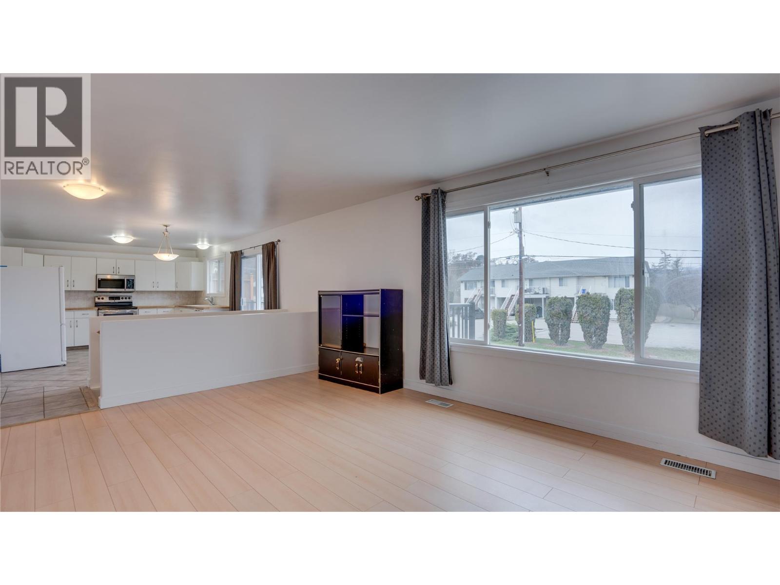 2303b 39 Street, Vernon, British Columbia  V1T 7W9 - Photo 17 - 10378825