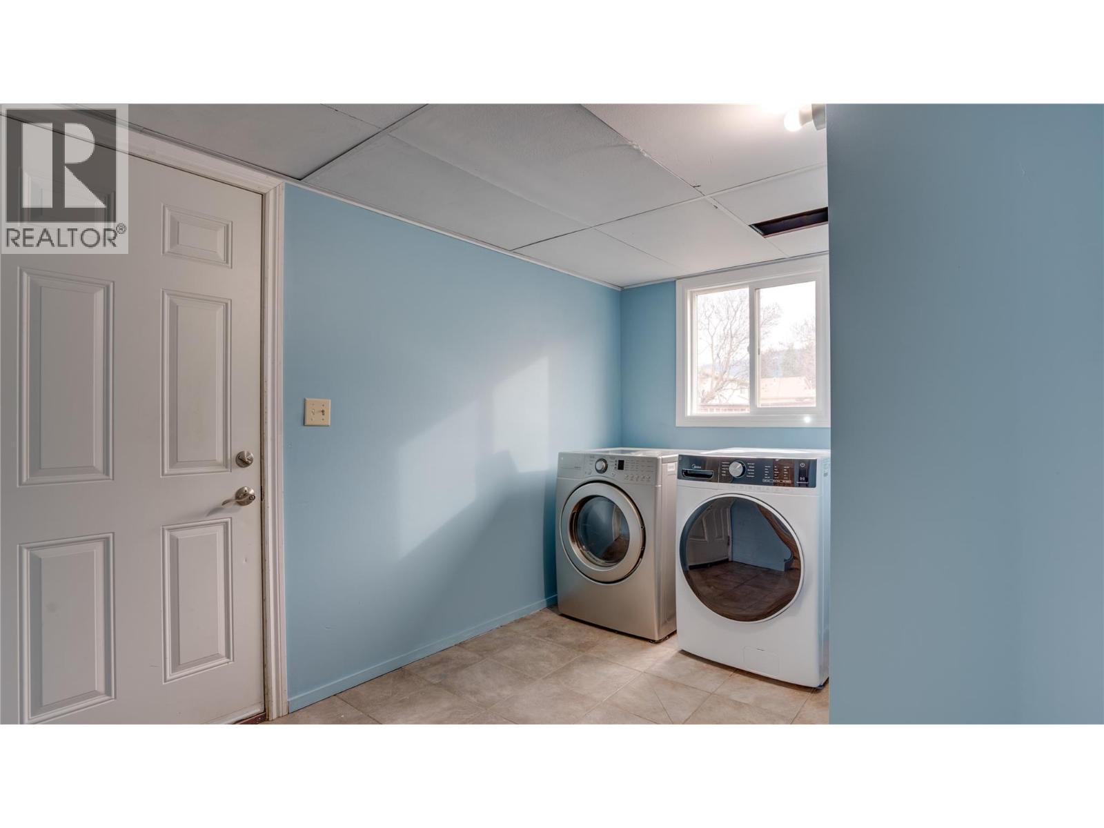 2303b 39 Street, Vernon, British Columbia  V1T 7W9 - Photo 28 - 10378825