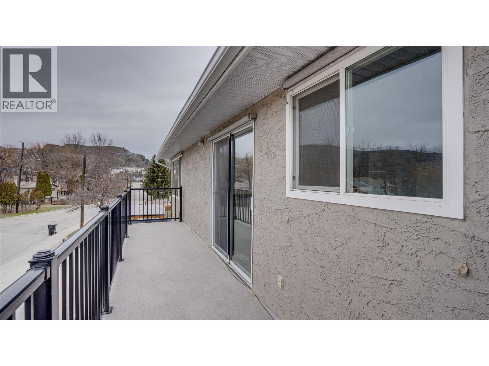 2303b 39 Street, Vernon, British Columbia  V1T 7W9 - Photo 32 - 10378825