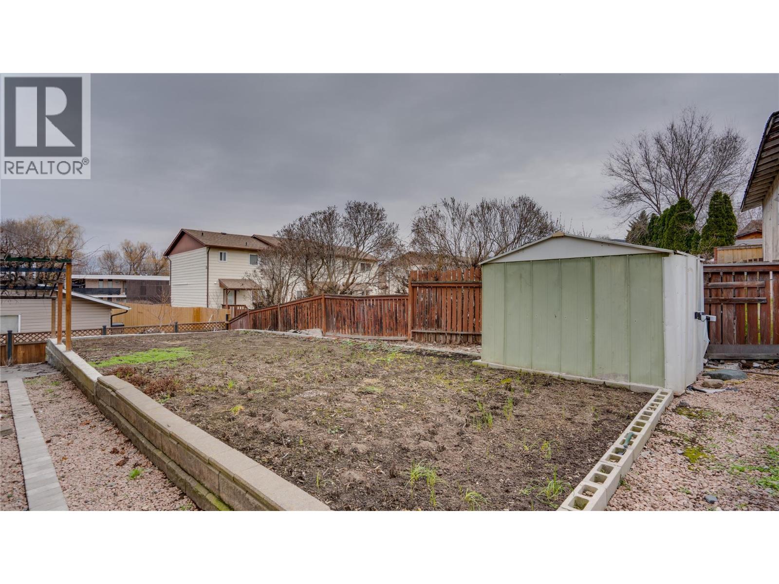 2303b 39 Street, Vernon, British Columbia  V1T 7W9 - Photo 34 - 10378825