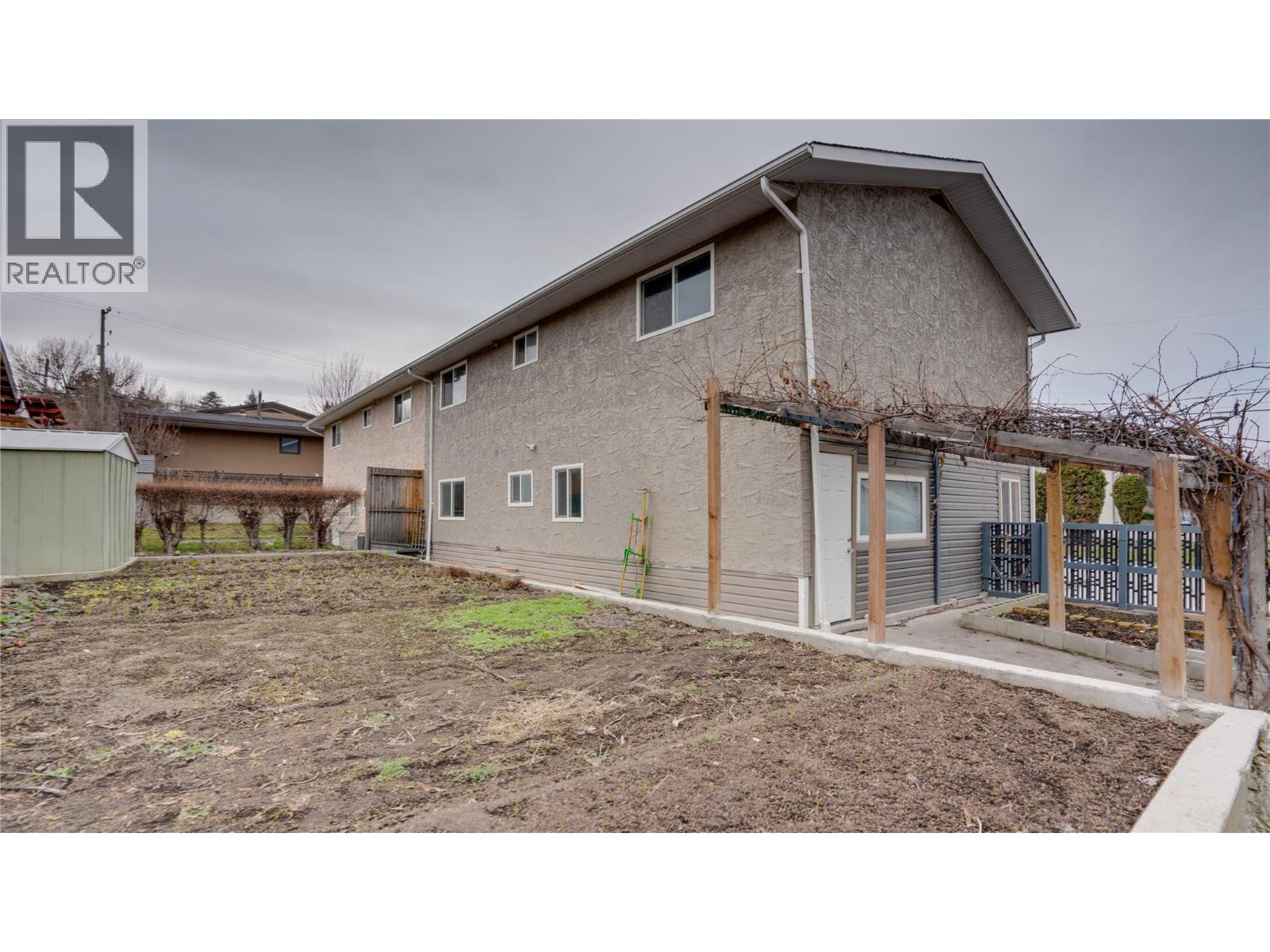 2303b 39 Street, Vernon, British Columbia  V1T 7W9 - Photo 6 - 10378825