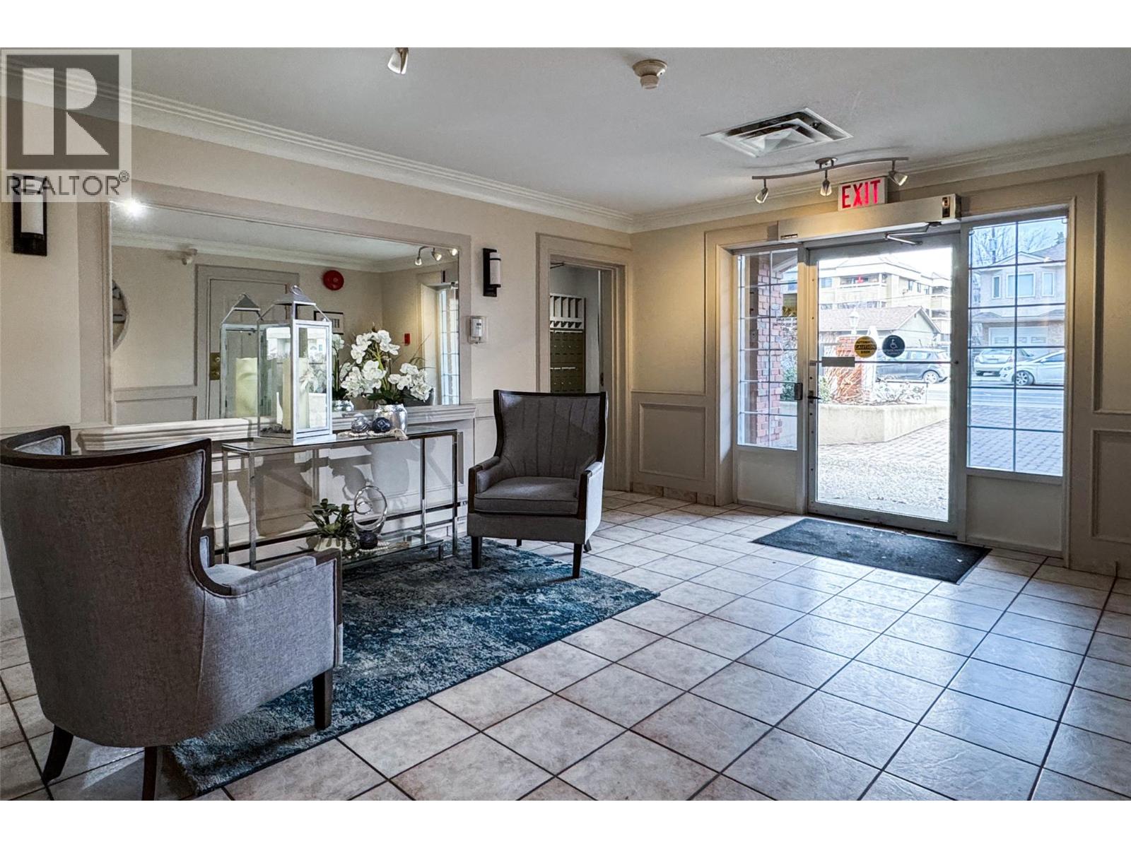 1055 Lawrence Avenue Unit# 105 Lot# 5, Kelowna, British Columbia  V1Y 6M3 - Photo 5 - 10378959