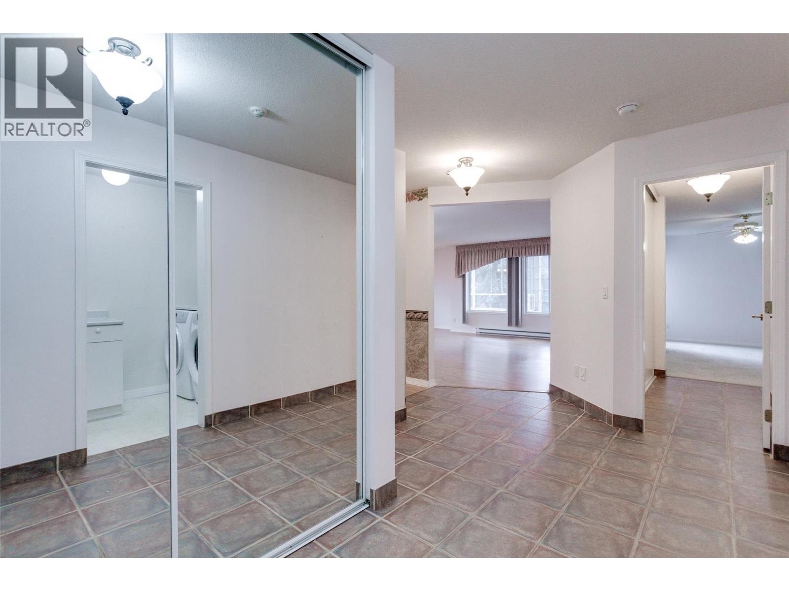 1055 Lawrence Avenue Unit# 105 Lot# 5, Kelowna, British Columbia  V1Y 6M3 - Photo 7 - 10378959