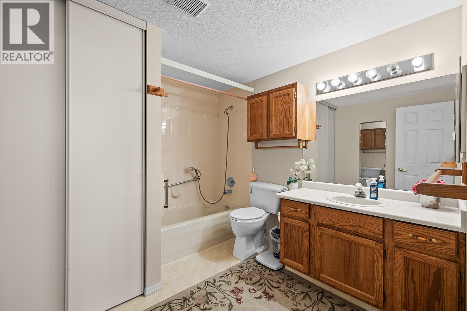 1329 Klo Road Unit# 305, Kelowna, British Columbia  V1W 3N9 - Photo 19 - 10379217