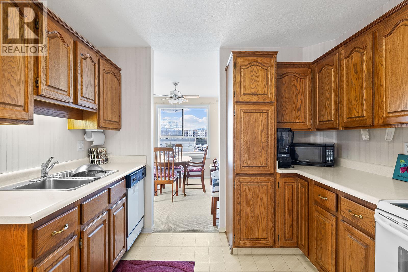 1329 Klo Road Unit# 305, Kelowna, British Columbia  V1W 3N9 - Photo 5 - 10379217